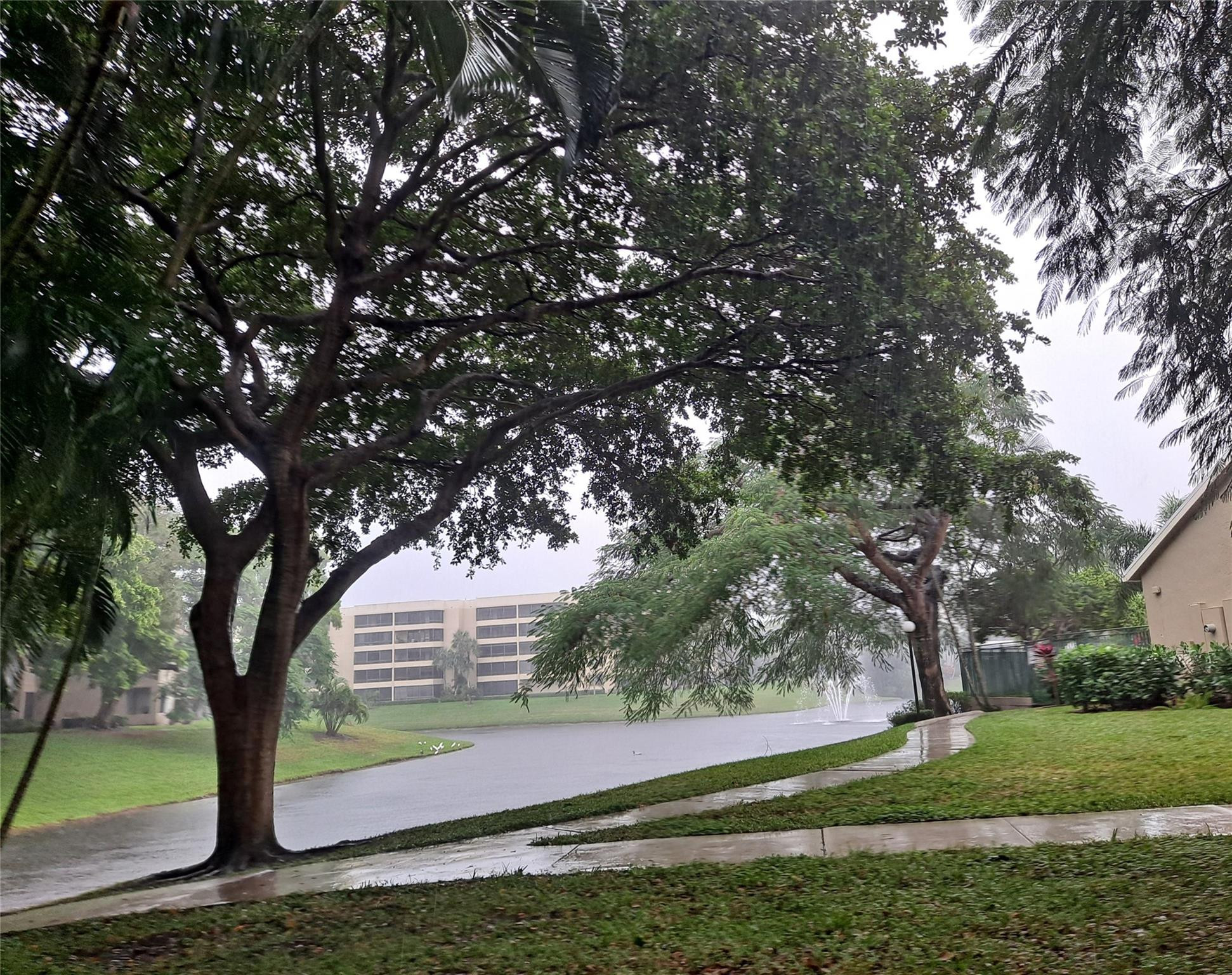 VERANO AT DELRAY CONDO - Residential Lease
