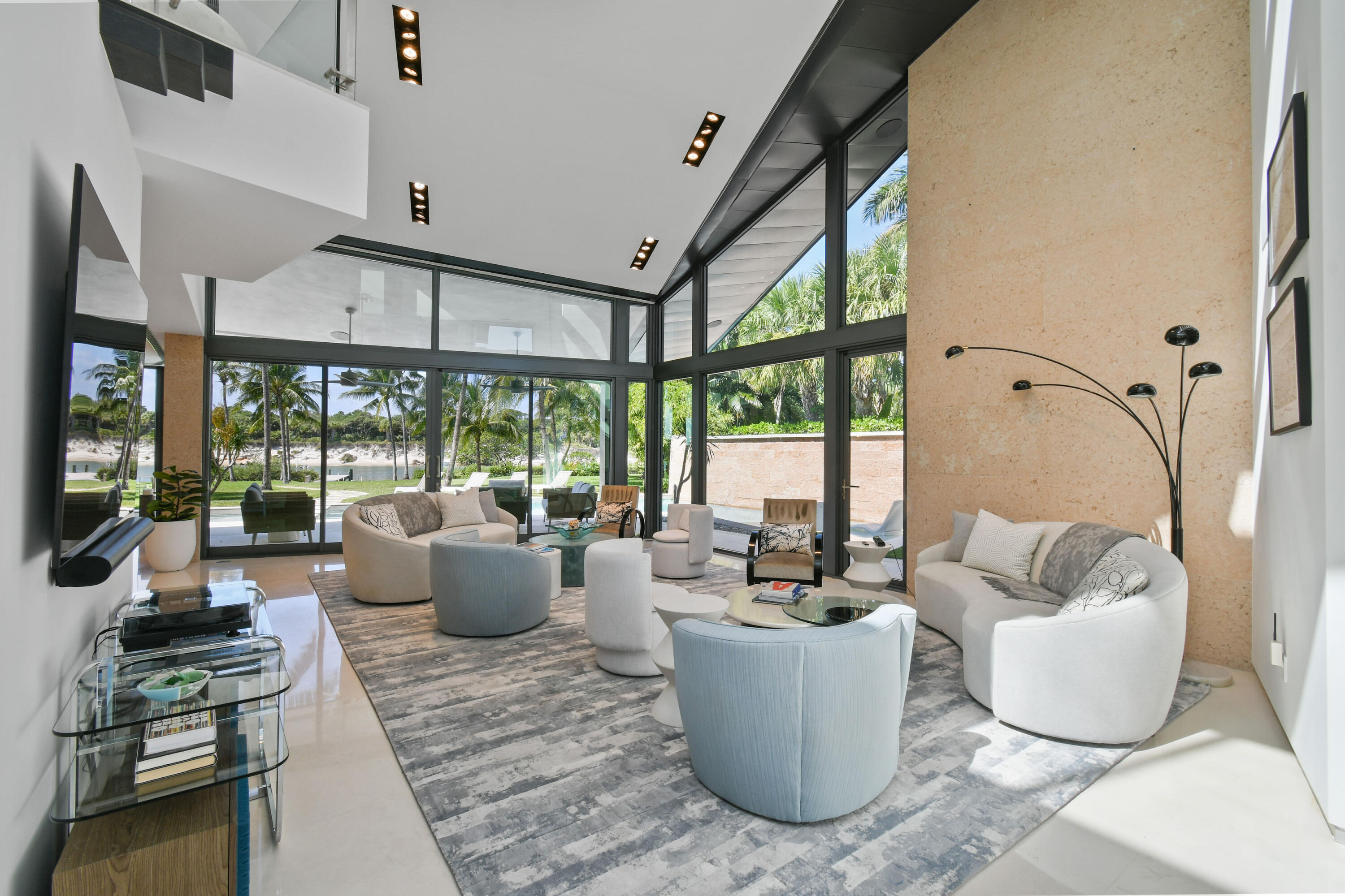 JUPITER INLET BEACH COLONY - Residential