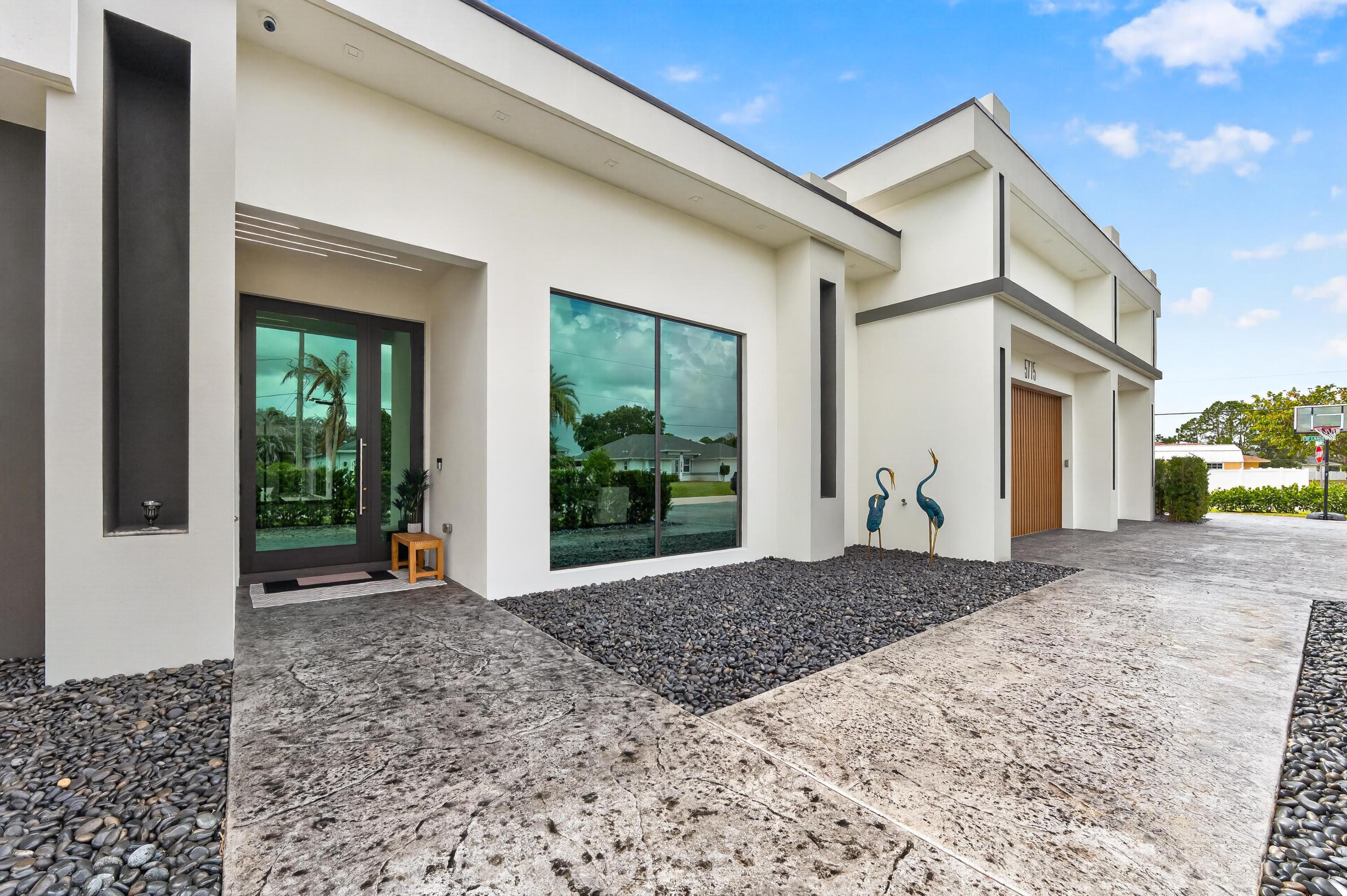 PORT ST LUCIE SECTION 46 1ST REPLAT - Residential