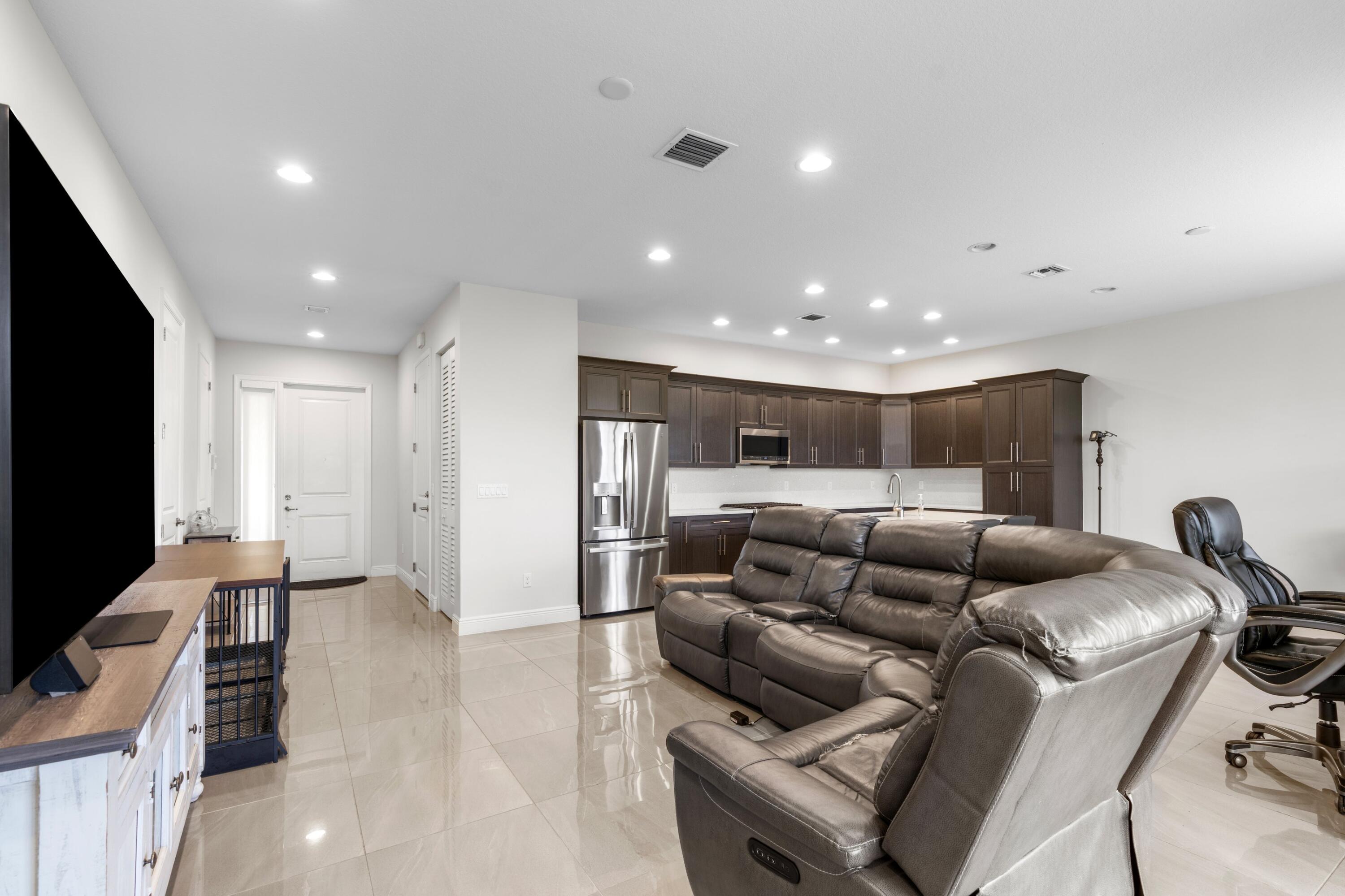 SKY COVE SOUTH PHASE 1 B - Residential