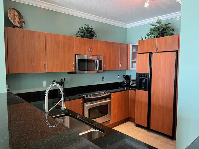 MOORINGS AT LANTANA CONDO 3 - Residential