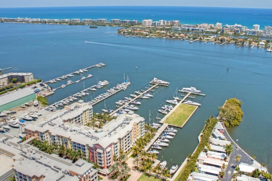 MOORINGS AT LANTANA CONDO 3 - Residential