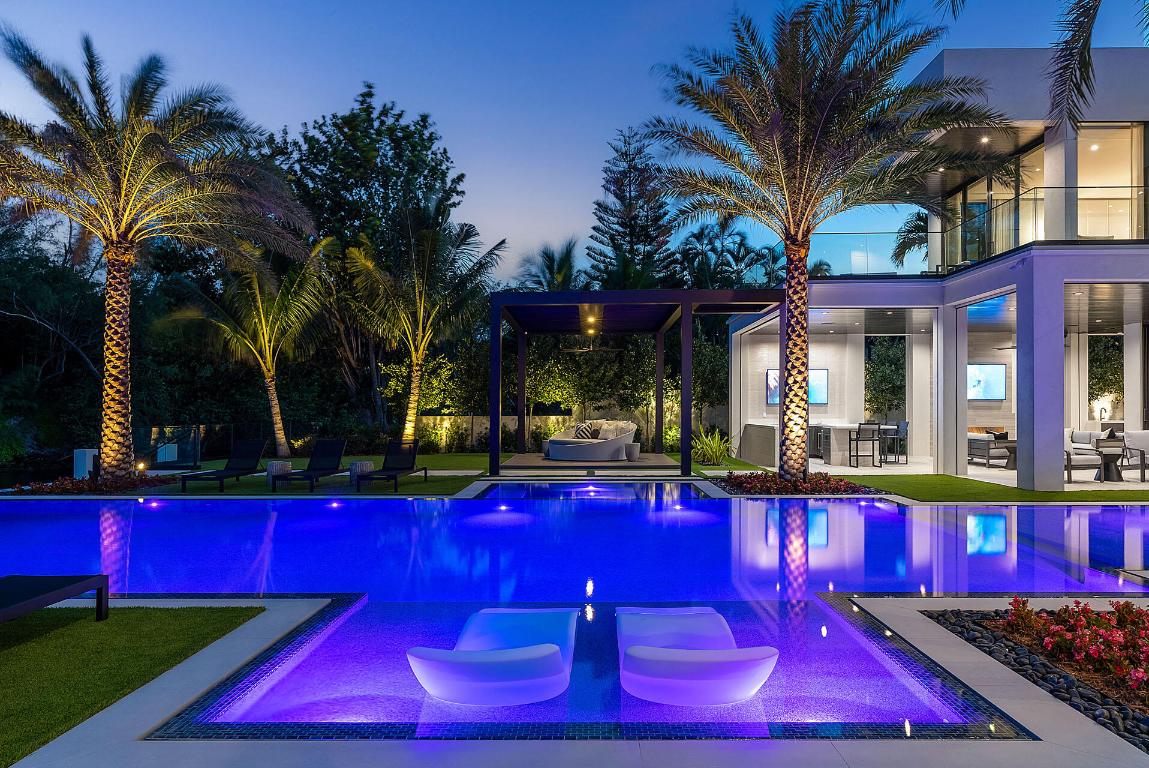 ROYAL PALM YACHT & COUNTRY CLUB - Residential
