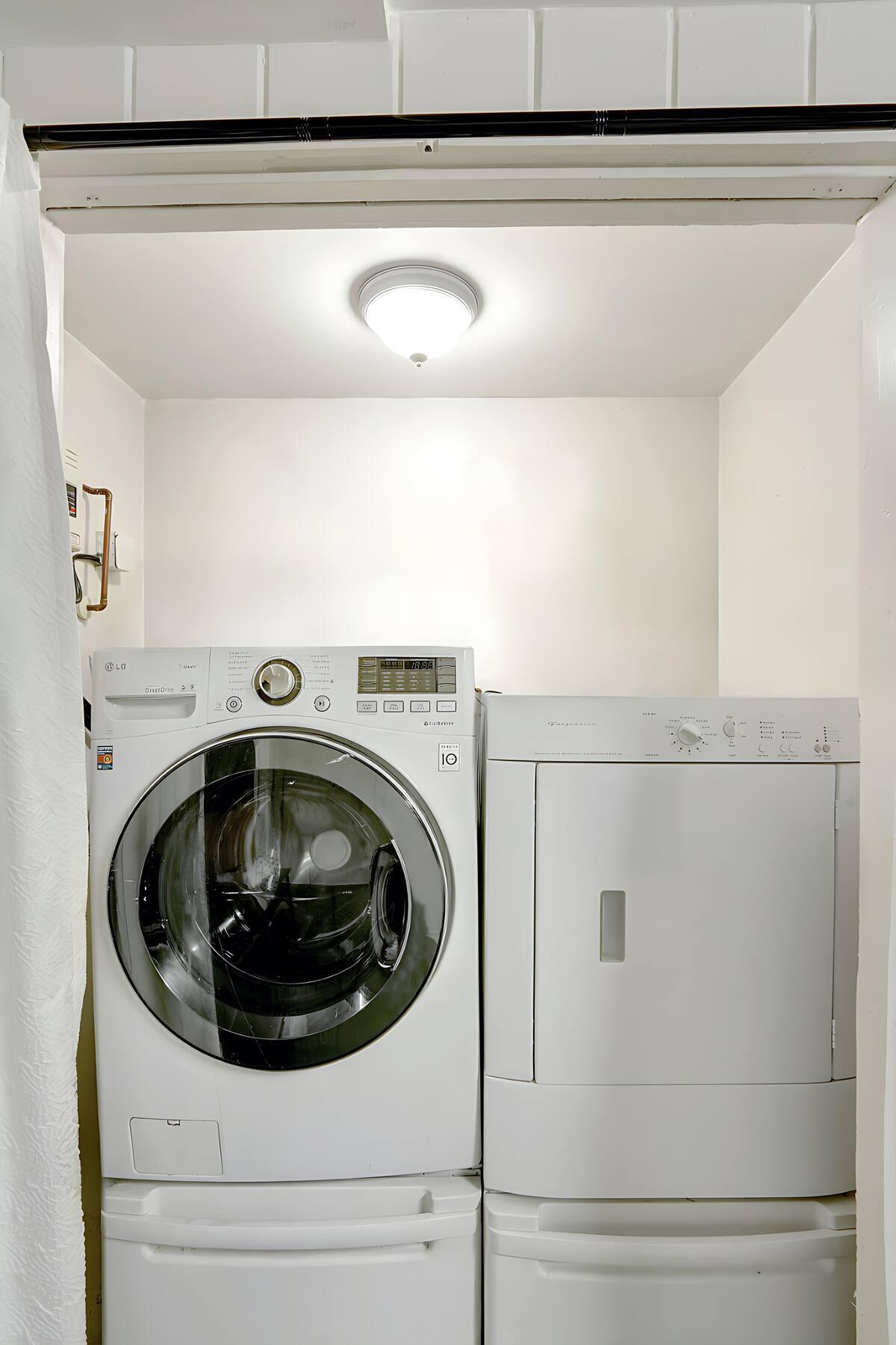 WILTON ESTATES RESUB - Residential Lease