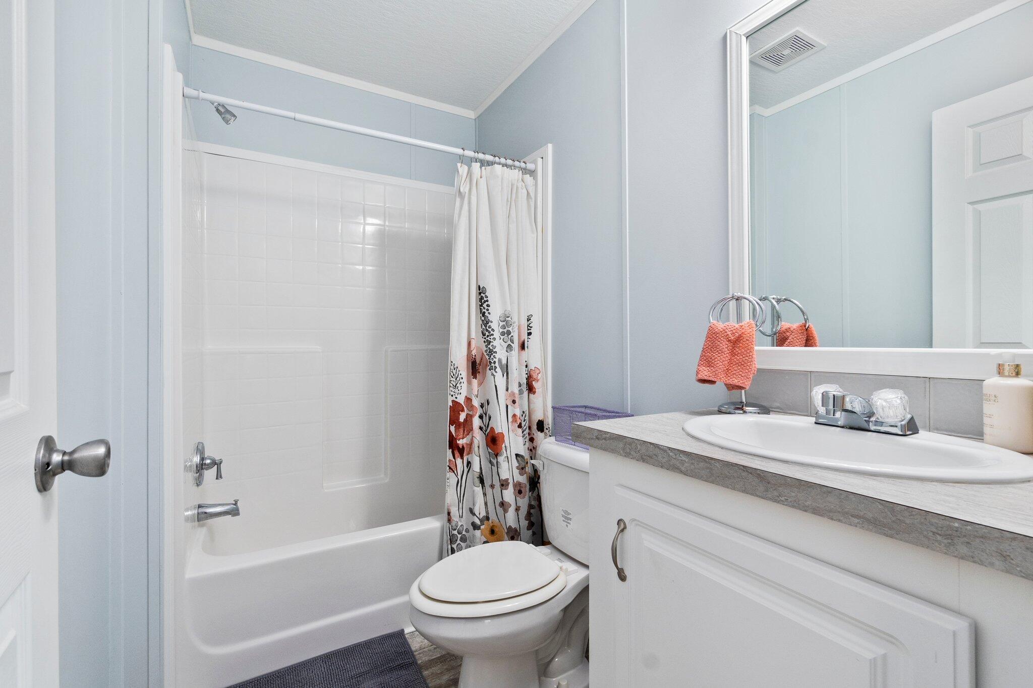 RIDGEWAY - Residential