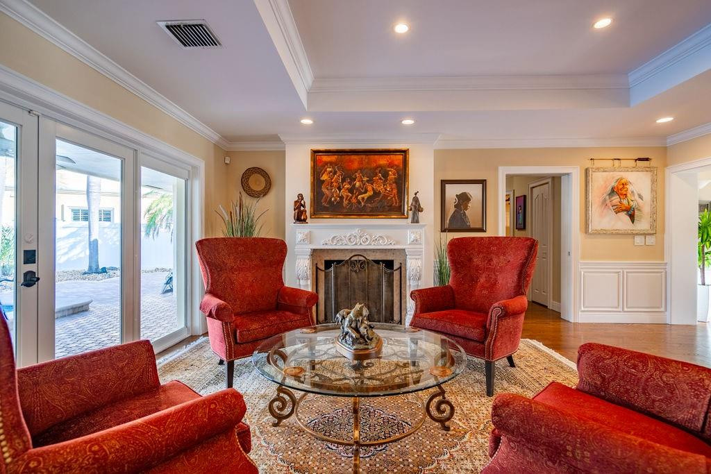 LIGHTHOUSE POINT 4TH SEC - Residential Lease