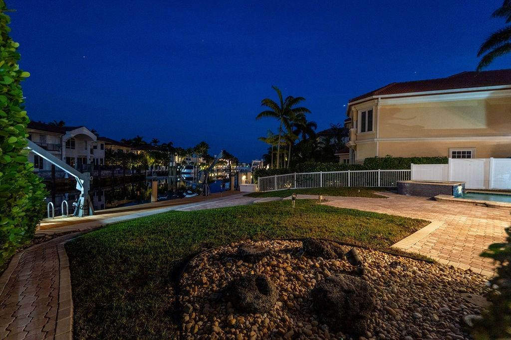 LIGHTHOUSE POINT 4TH SEC - Residential Lease