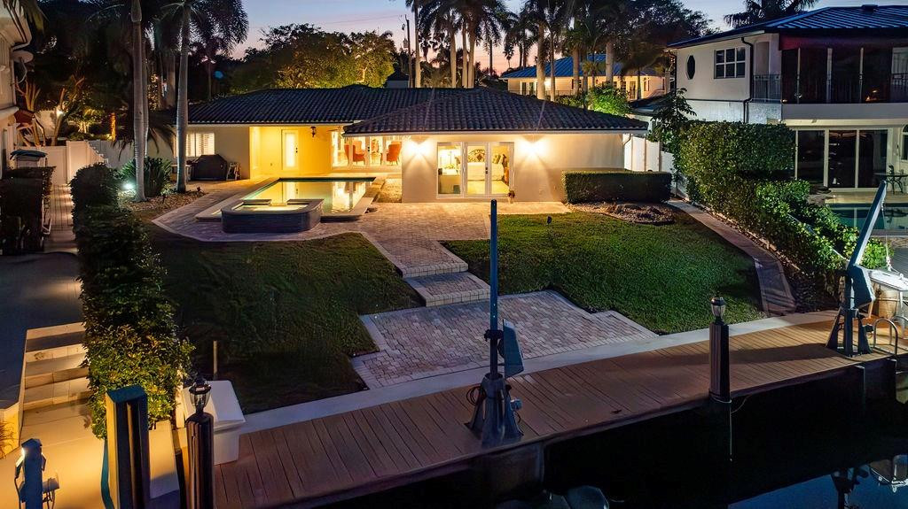 LIGHTHOUSE POINT 4TH SEC - Residential Lease
