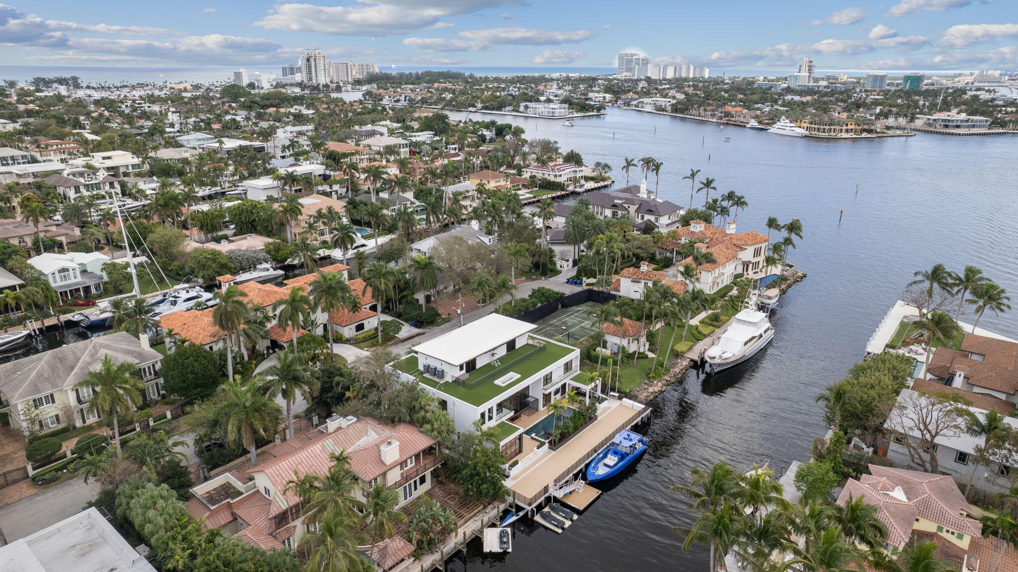 CORAL ISLES - Residential