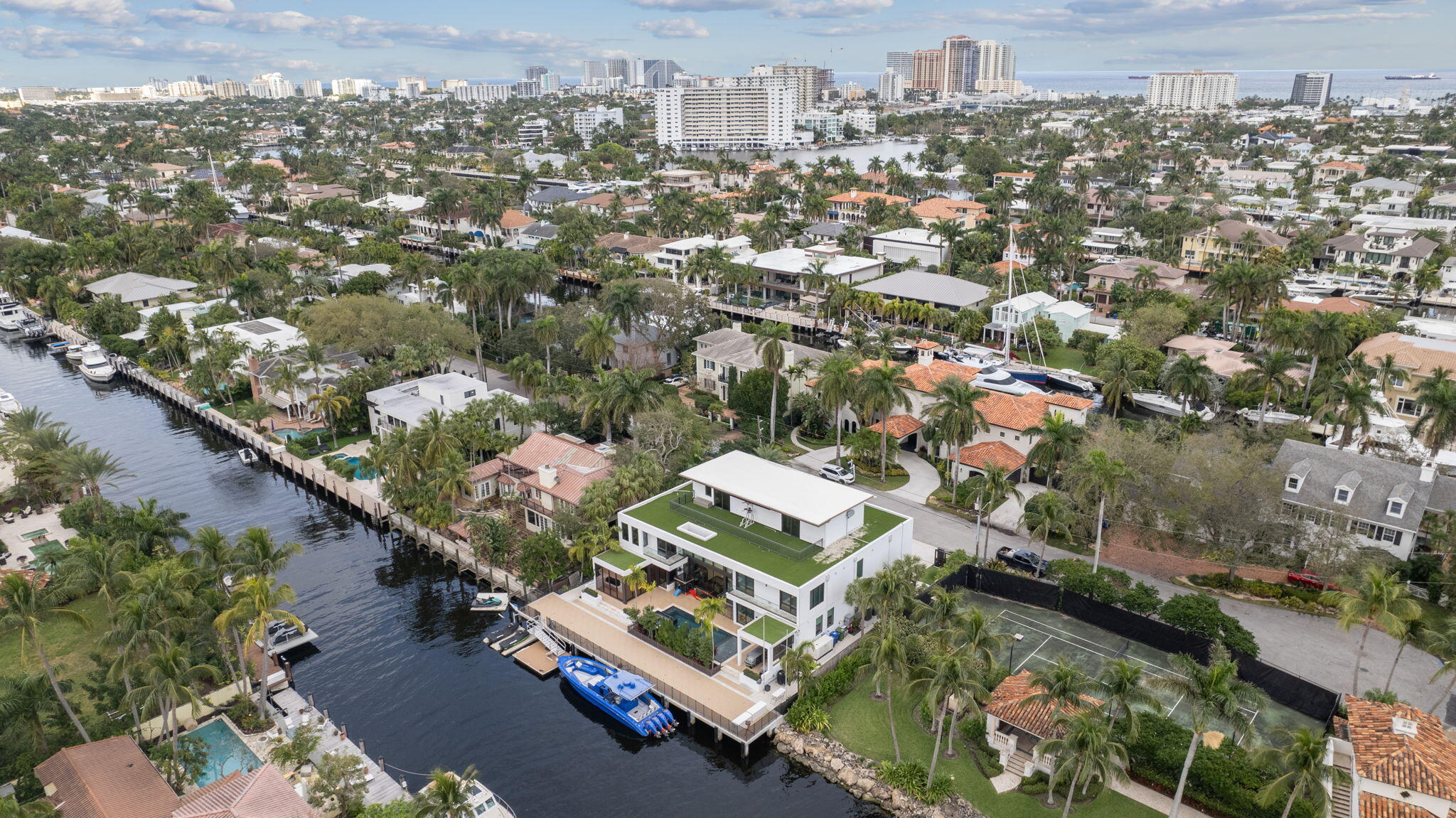 CORAL ISLES - Residential