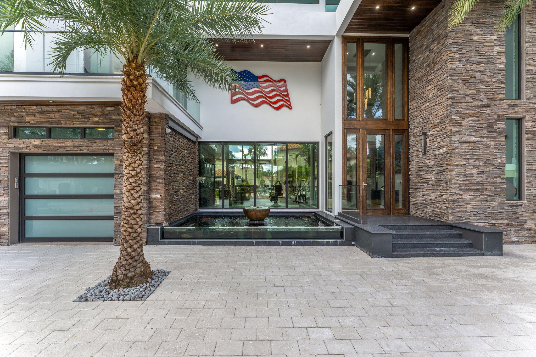 CORAL ISLES - Residential