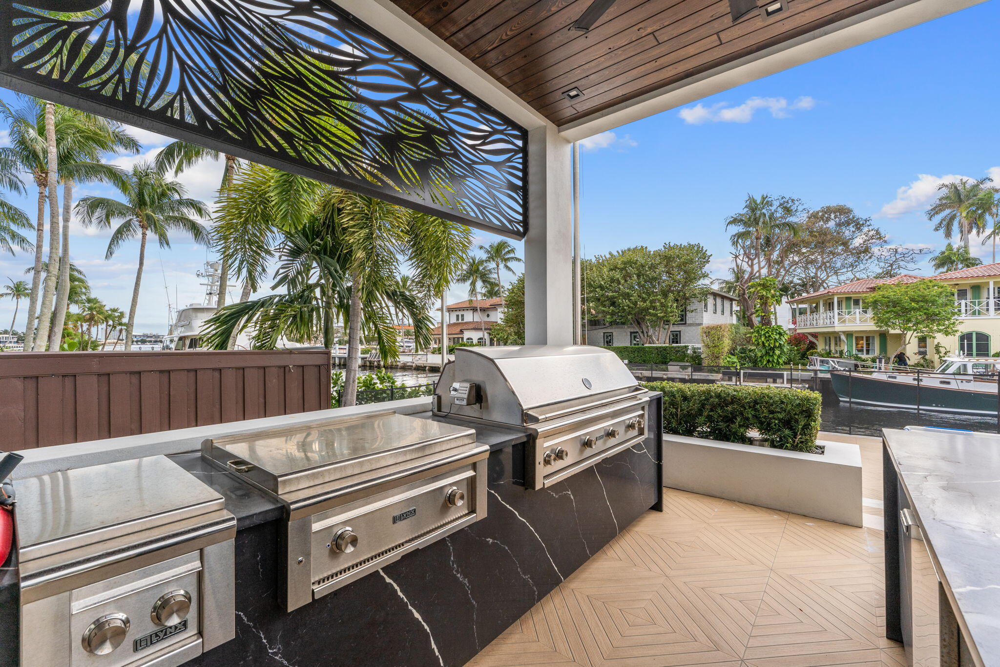 CORAL ISLES - Residential