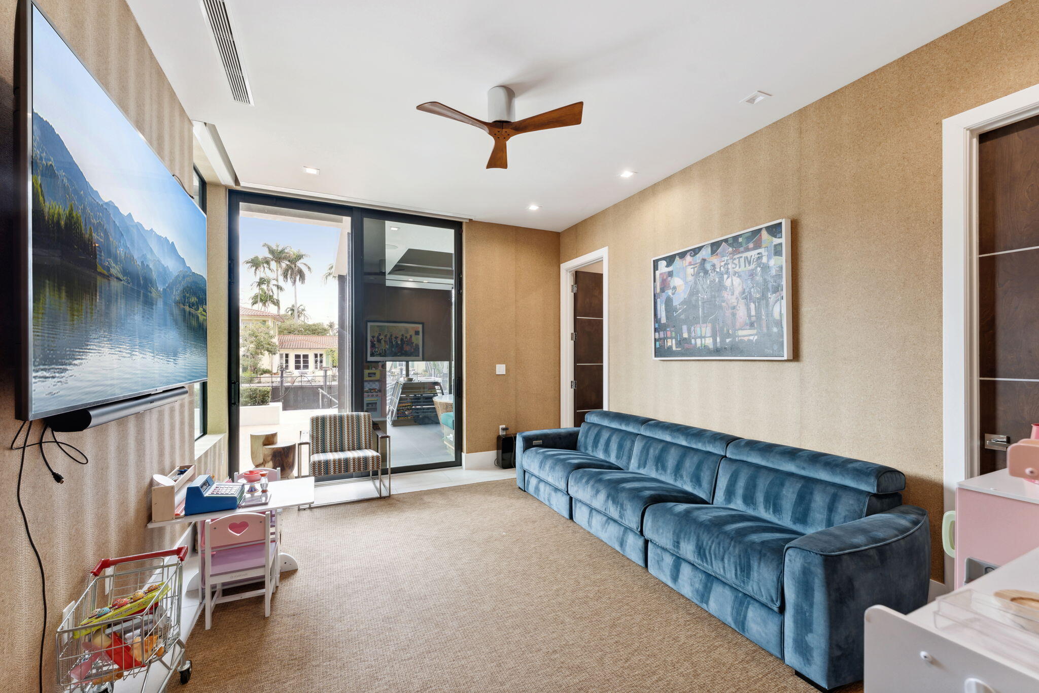 CORAL ISLES - Residential