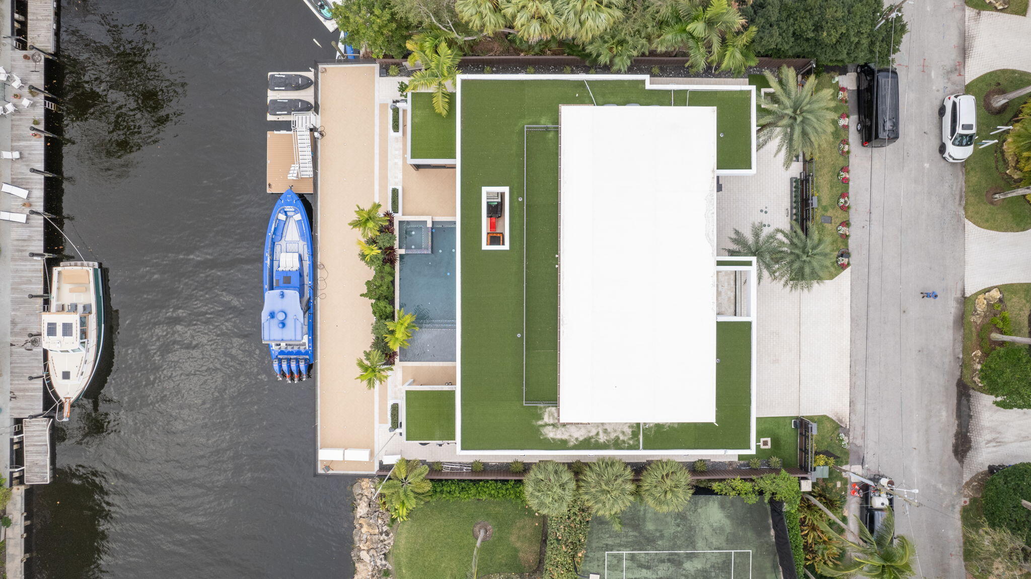 CORAL ISLES - Residential