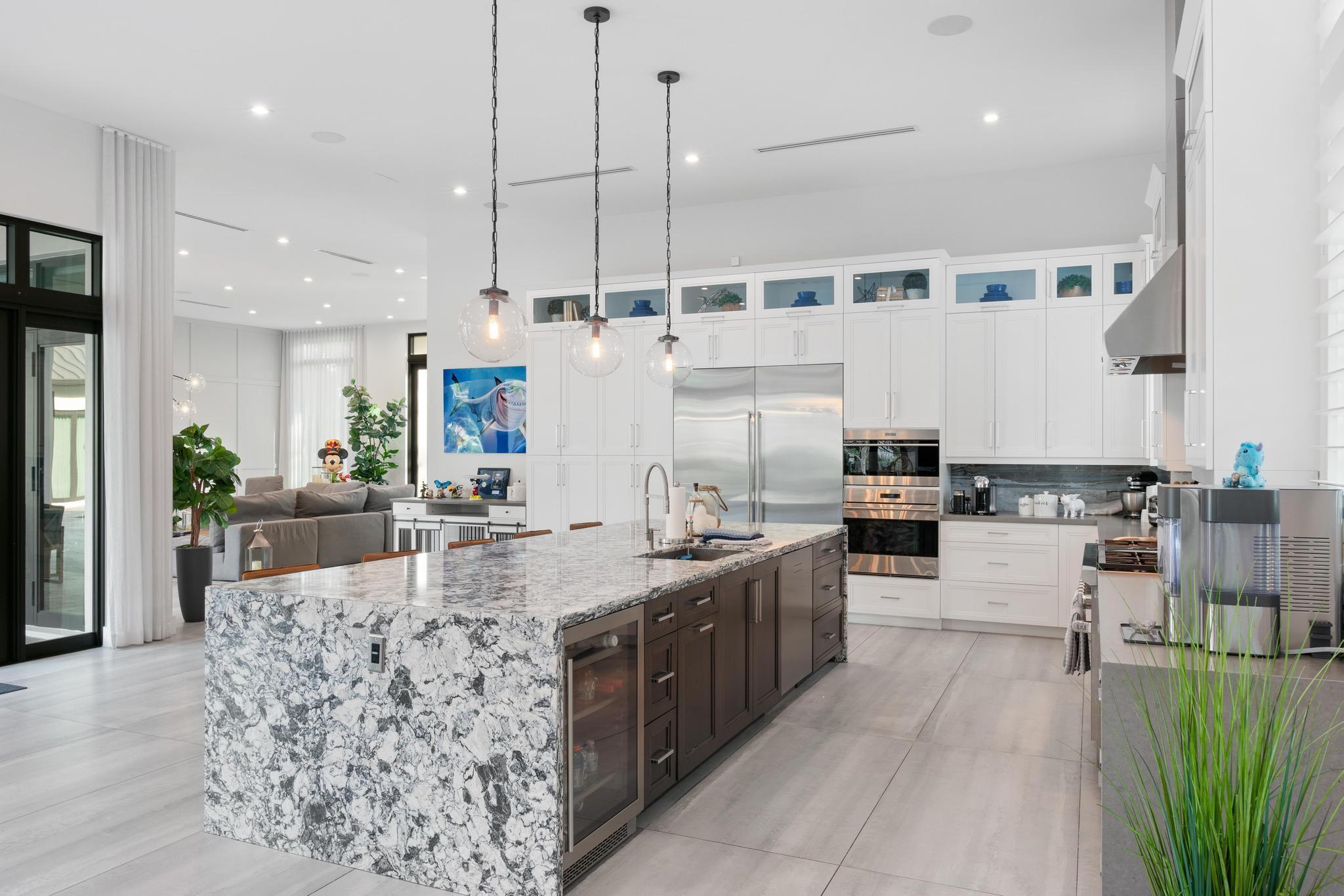 SUNSHINE RANCHES - Residential