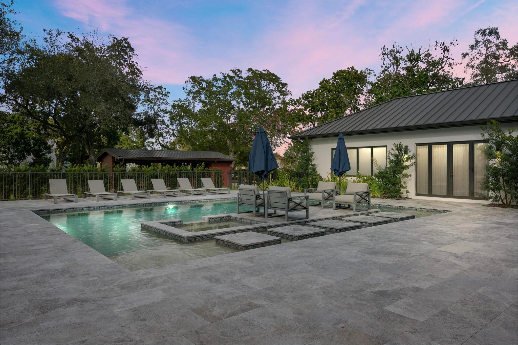 SUNSHINE RANCHES - Residential