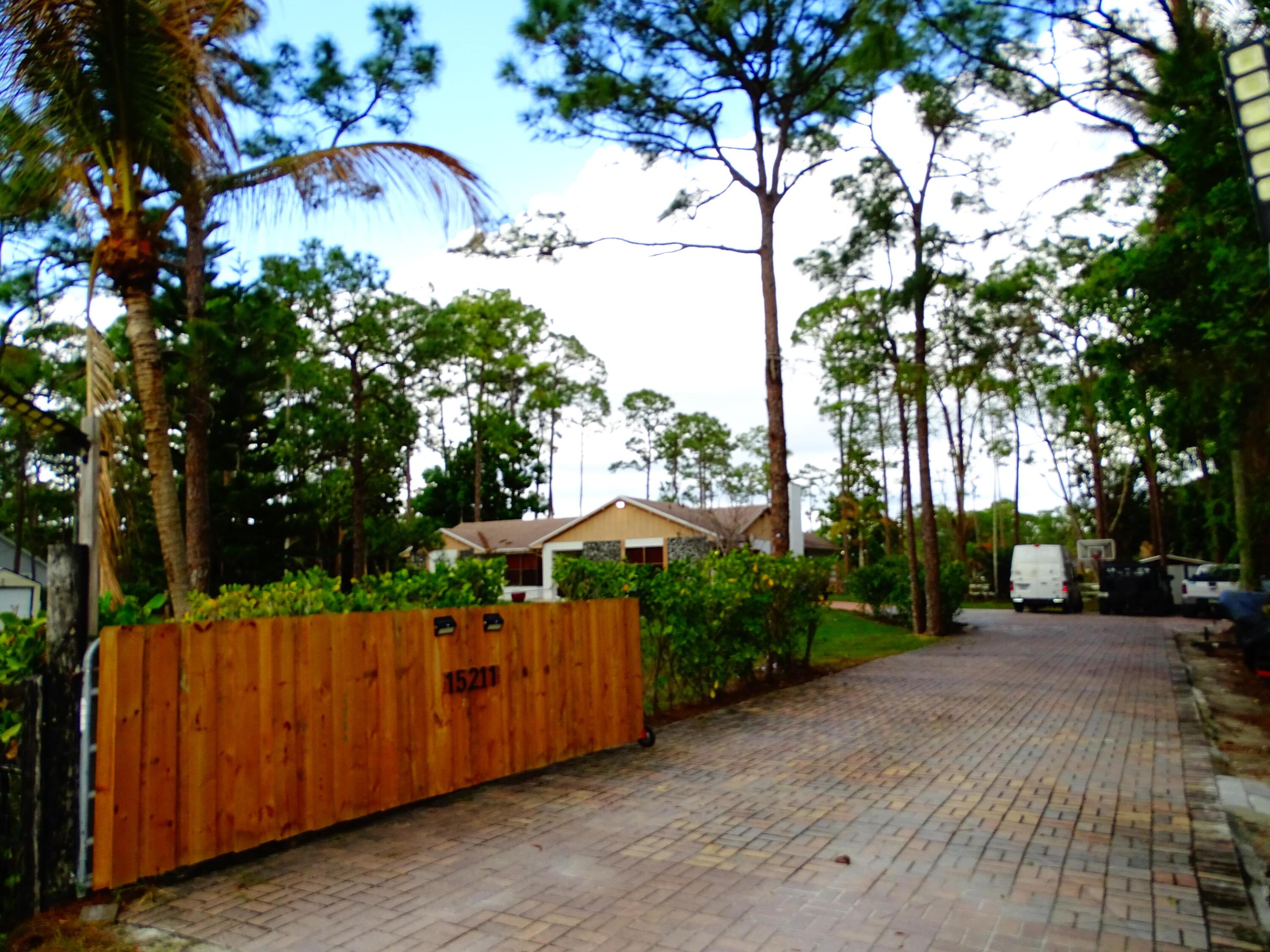 Loxahatchee - Residential