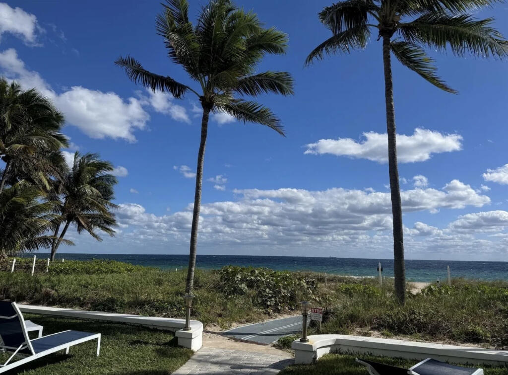 PALM CLUB CO-OP - Residential