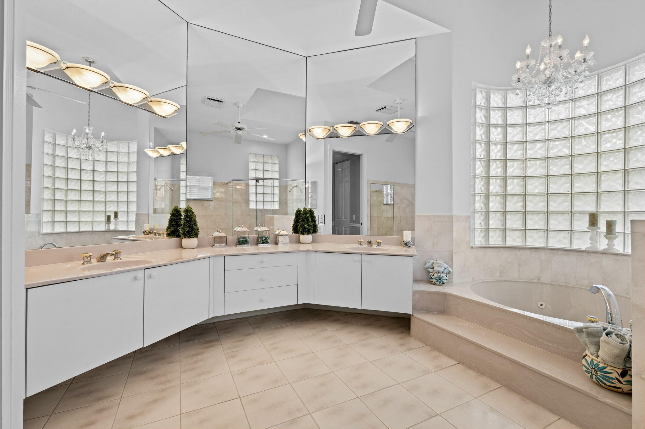 EAGLE TRACE - Residential