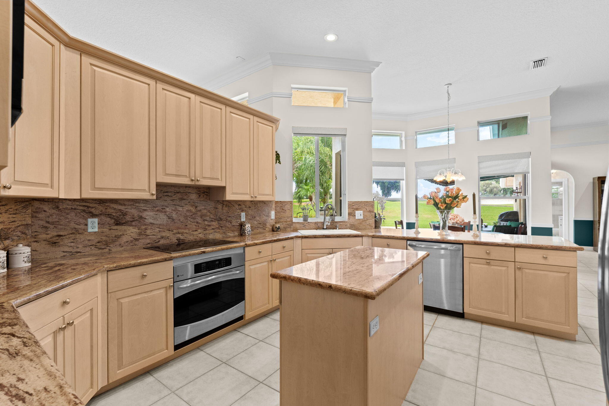 EAGLE TRACE - Residential