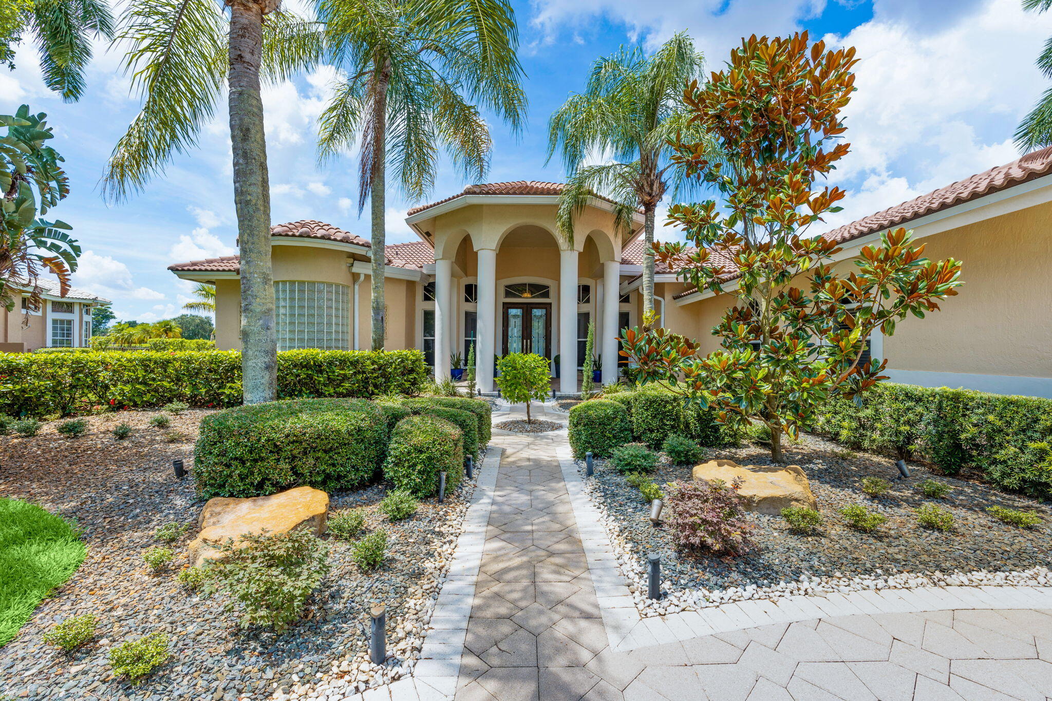 EAGLE TRACE - Residential