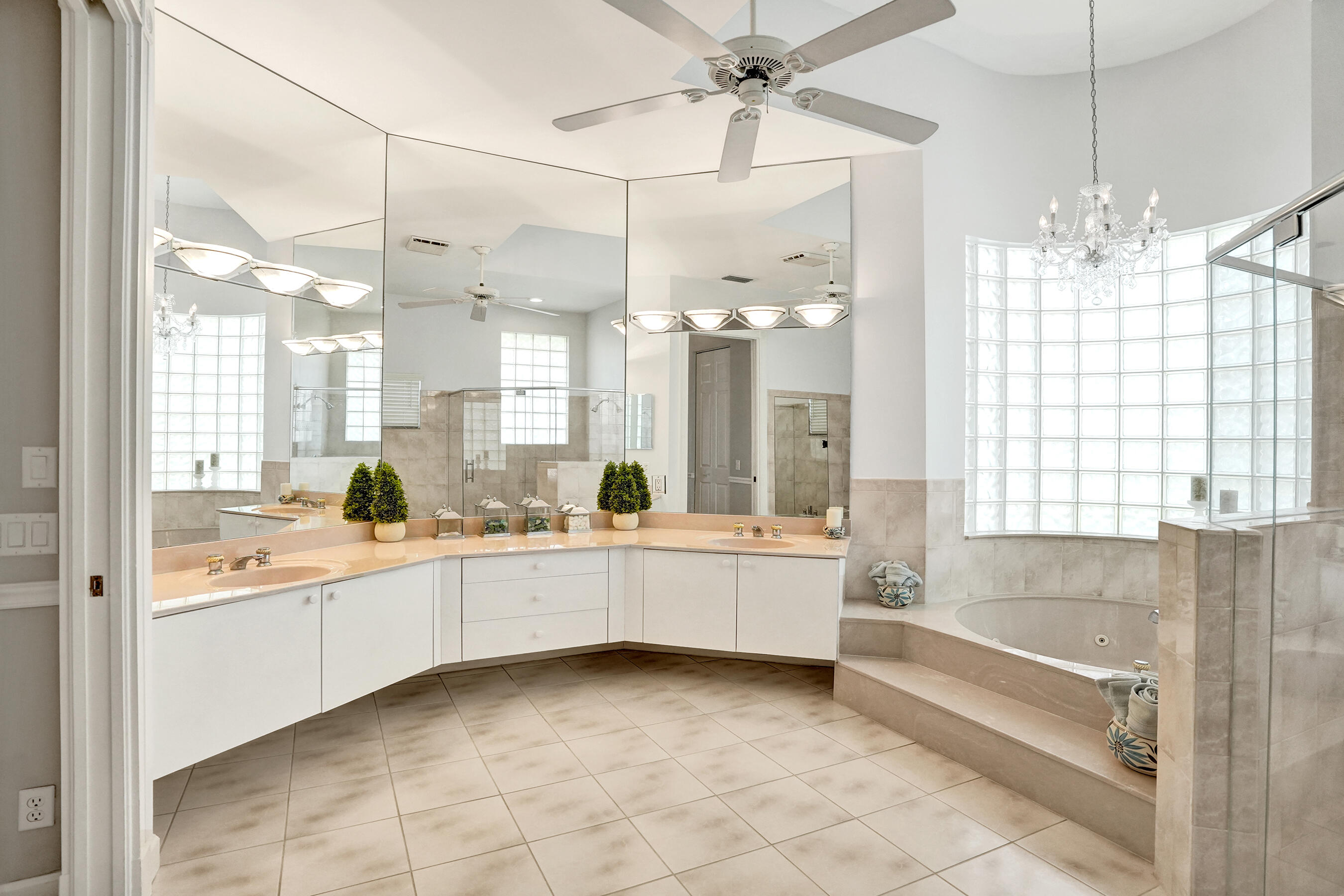EAGLE TRACE - Residential