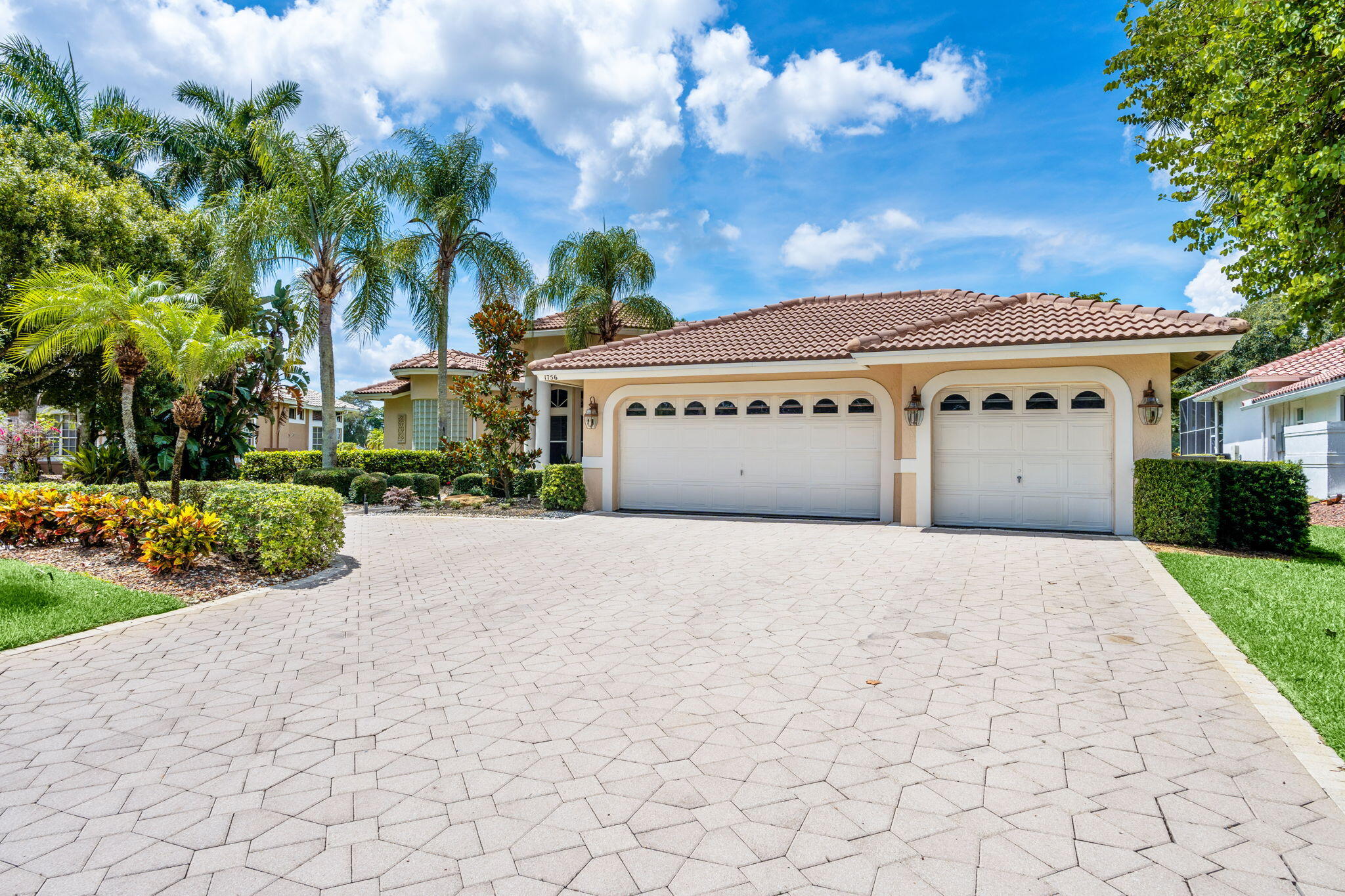 EAGLE TRACE - Residential