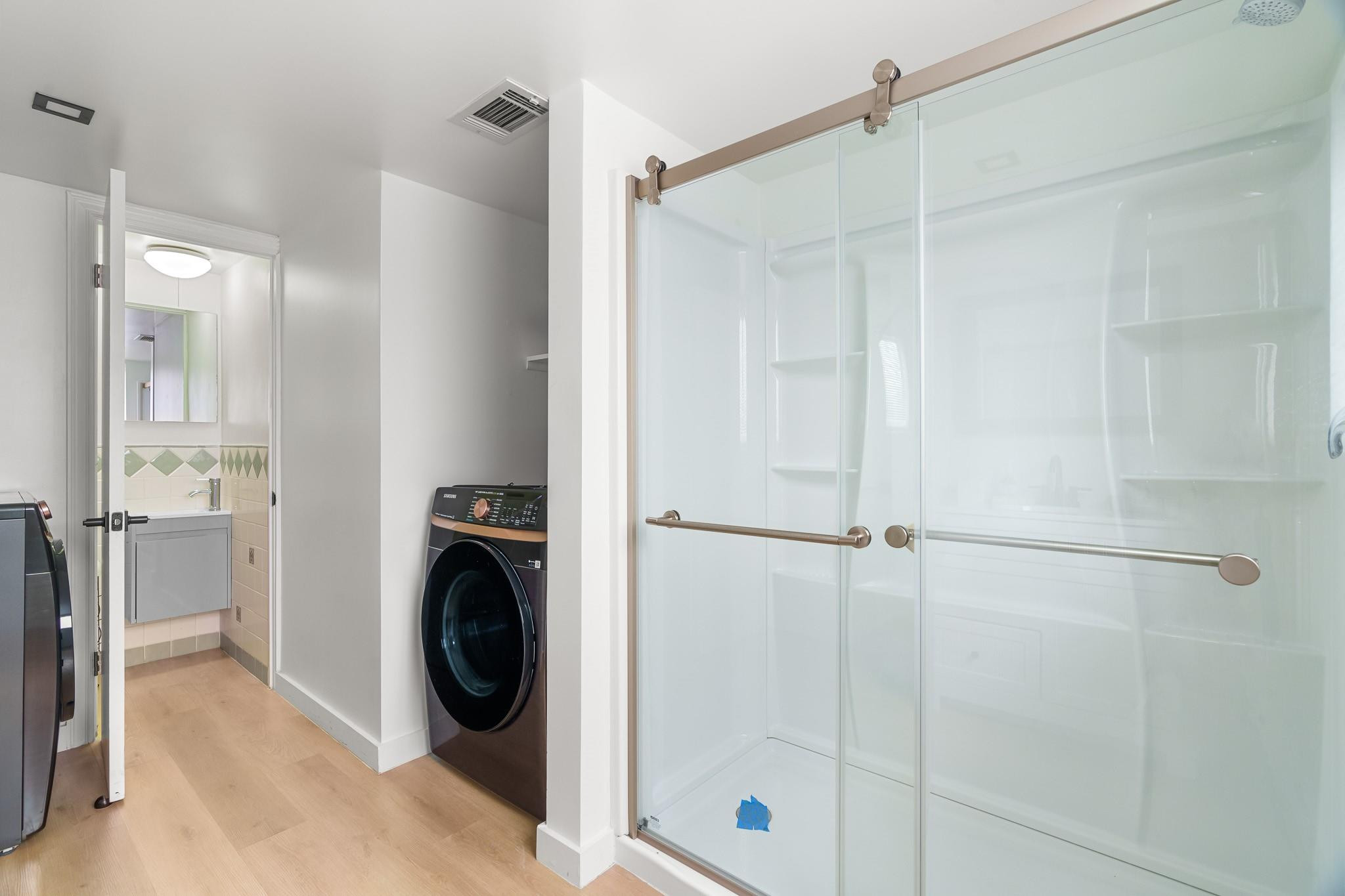 SILVER SHORES UNIT - Residential Lease