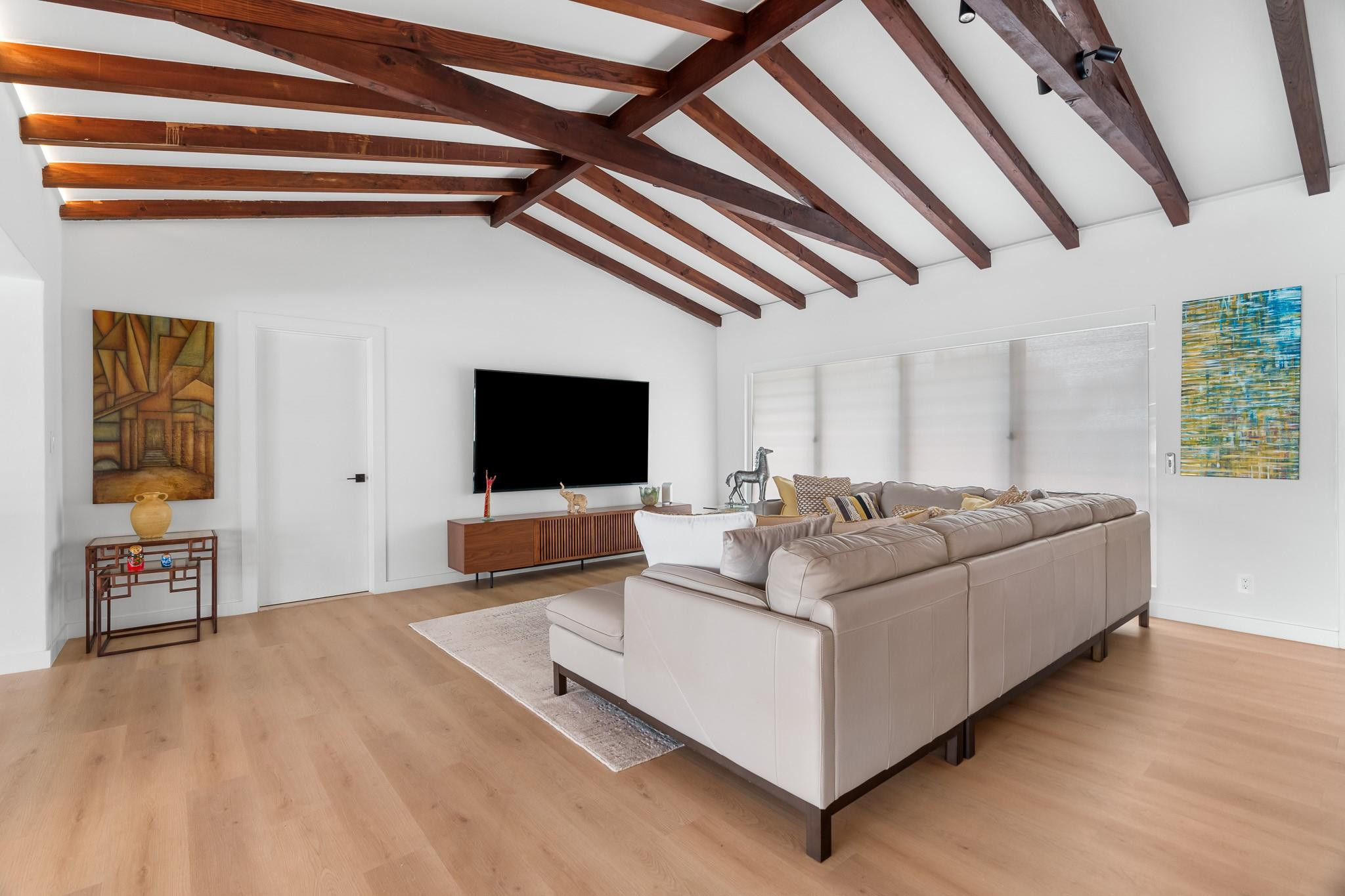 SILVER SHORES UNIT - Residential Lease