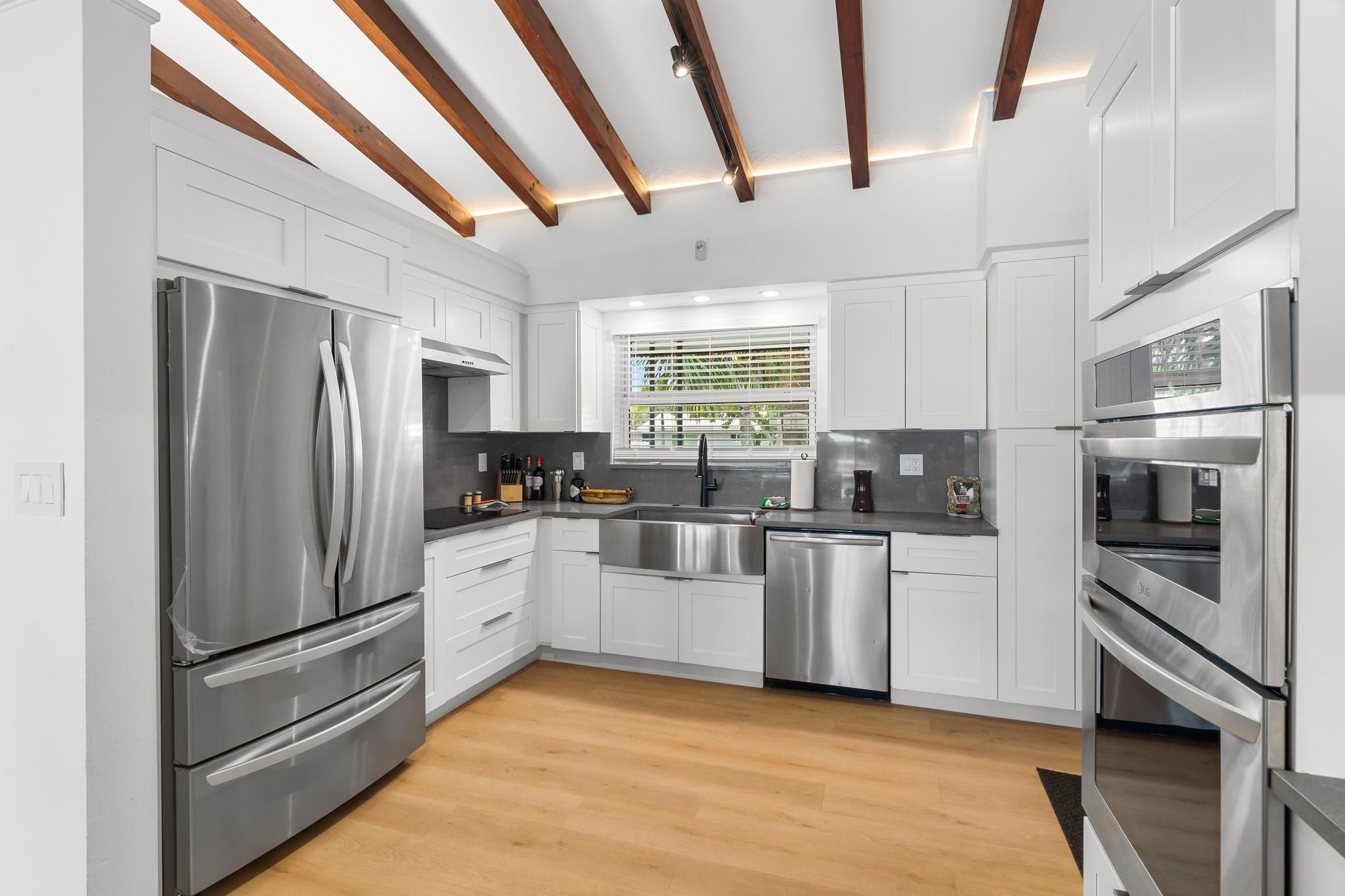 SILVER SHORES UNIT - Residential Lease