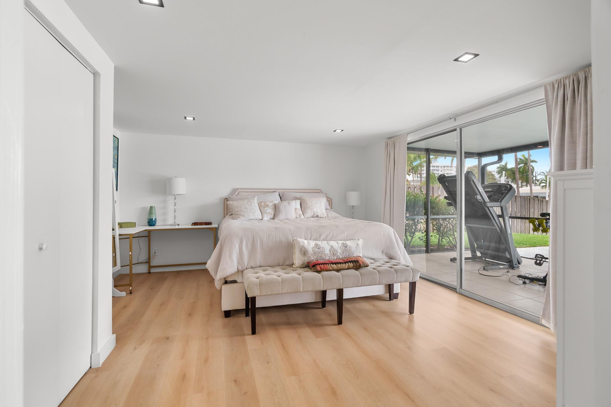 SILVER SHORES UNIT - Residential Lease