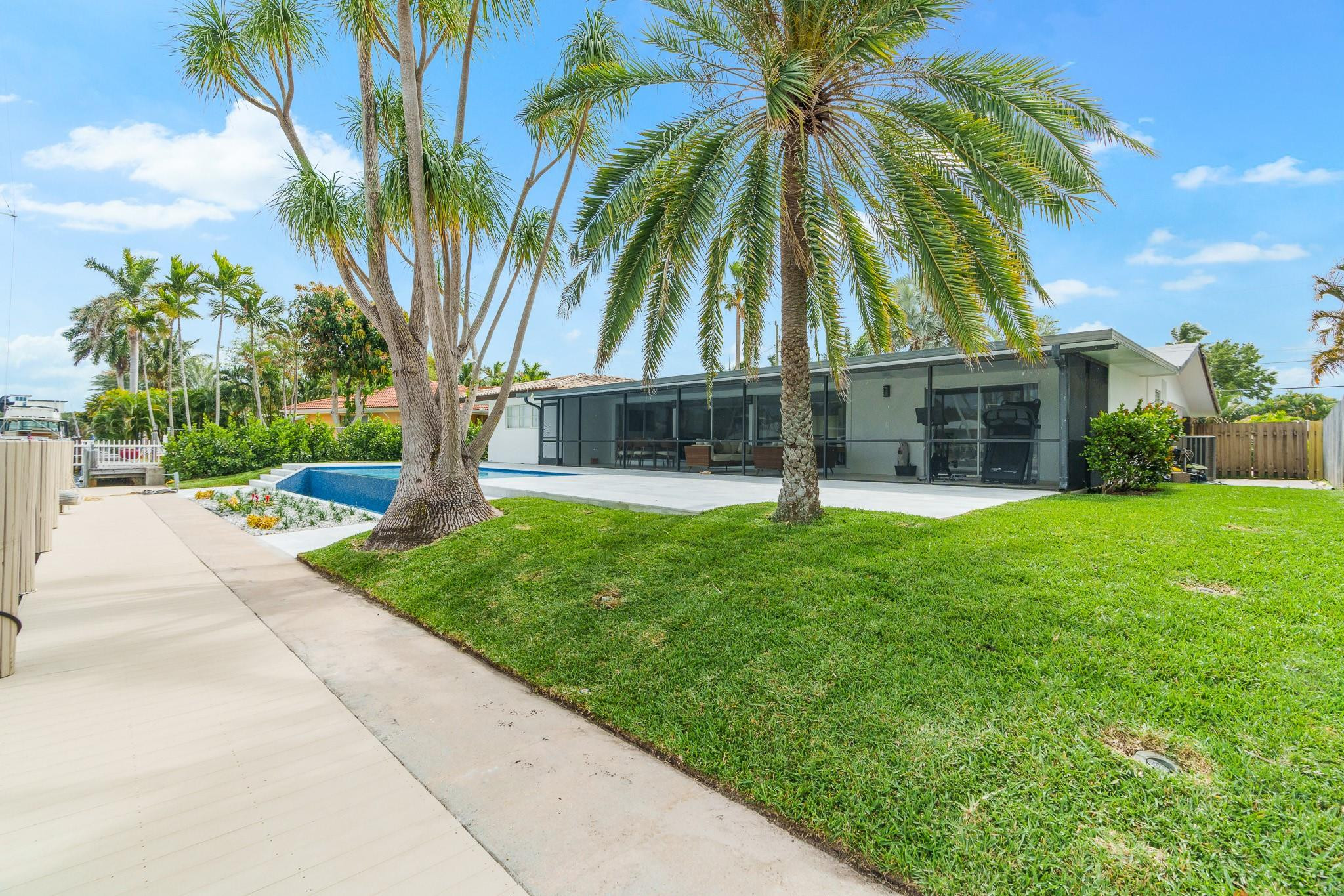 SILVER SHORES UNIT - Residential Lease