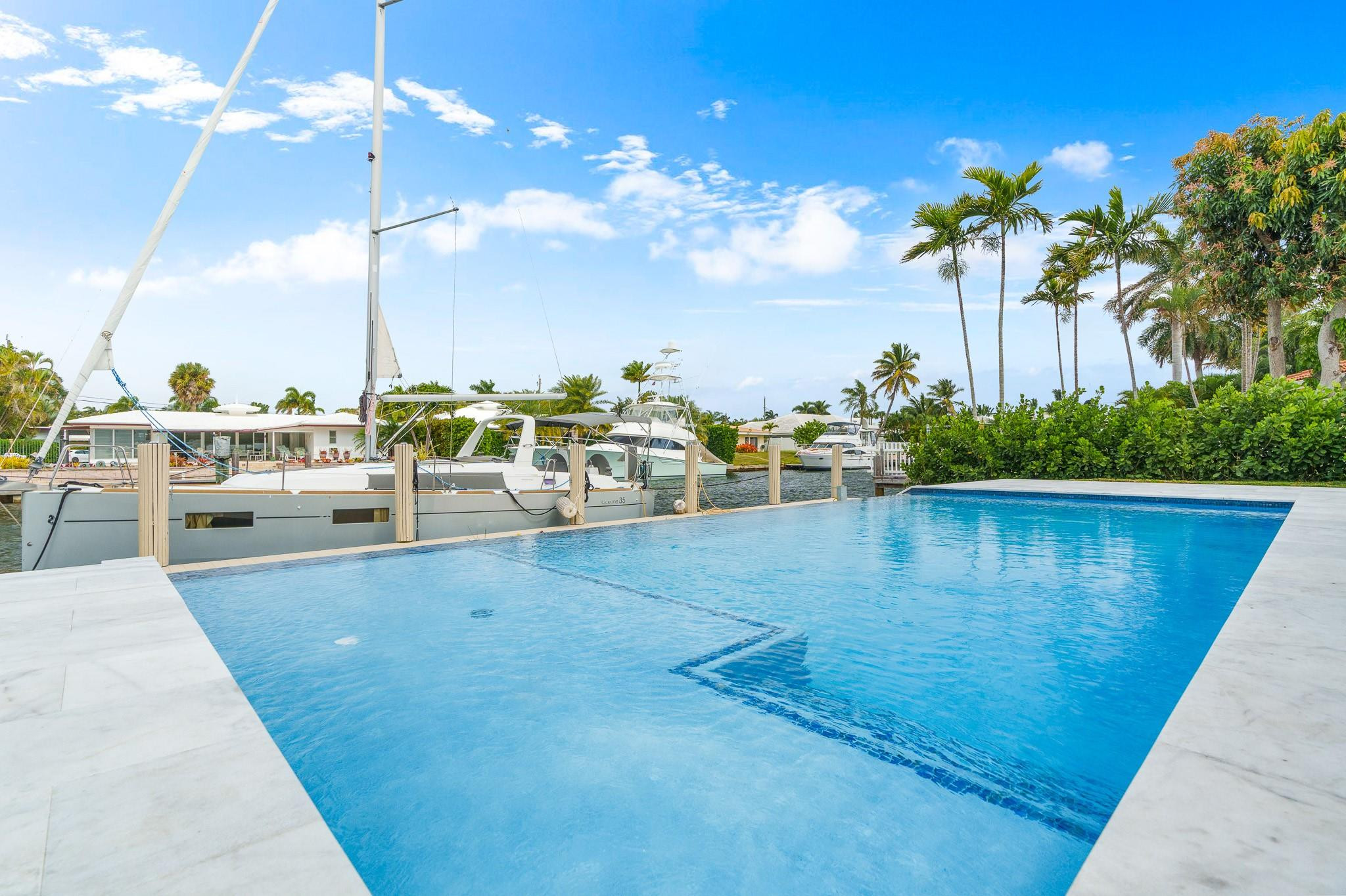 SILVER SHORES UNIT - Residential Lease