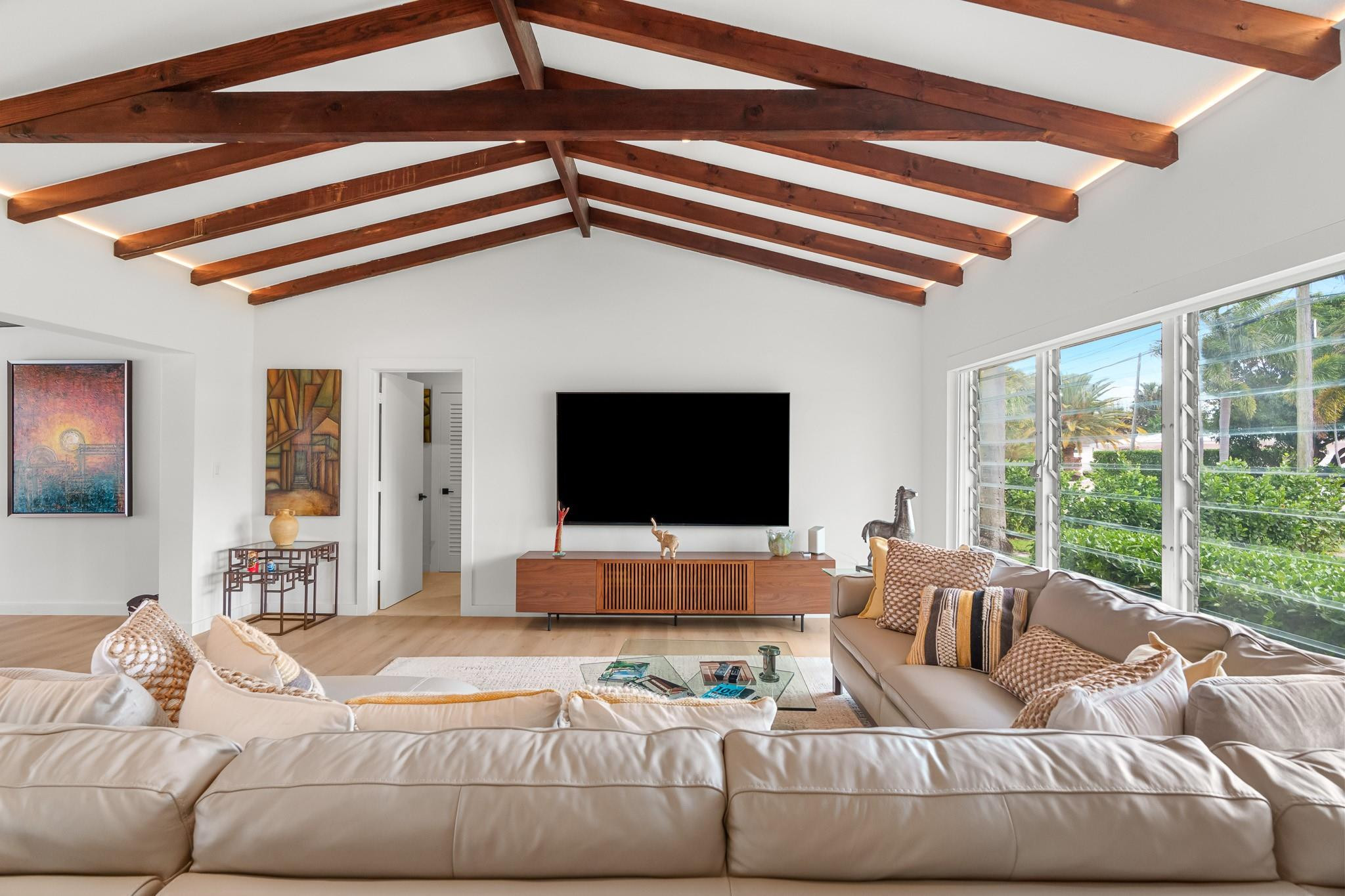 SILVER SHORES UNIT - Residential Lease