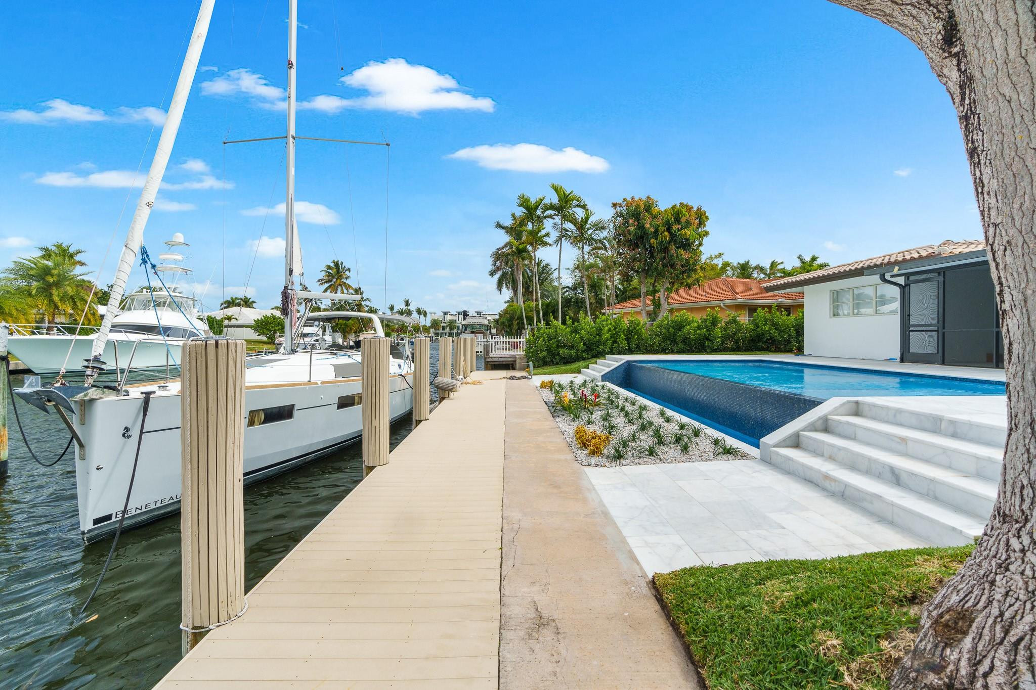 SILVER SHORES UNIT - Residential Lease