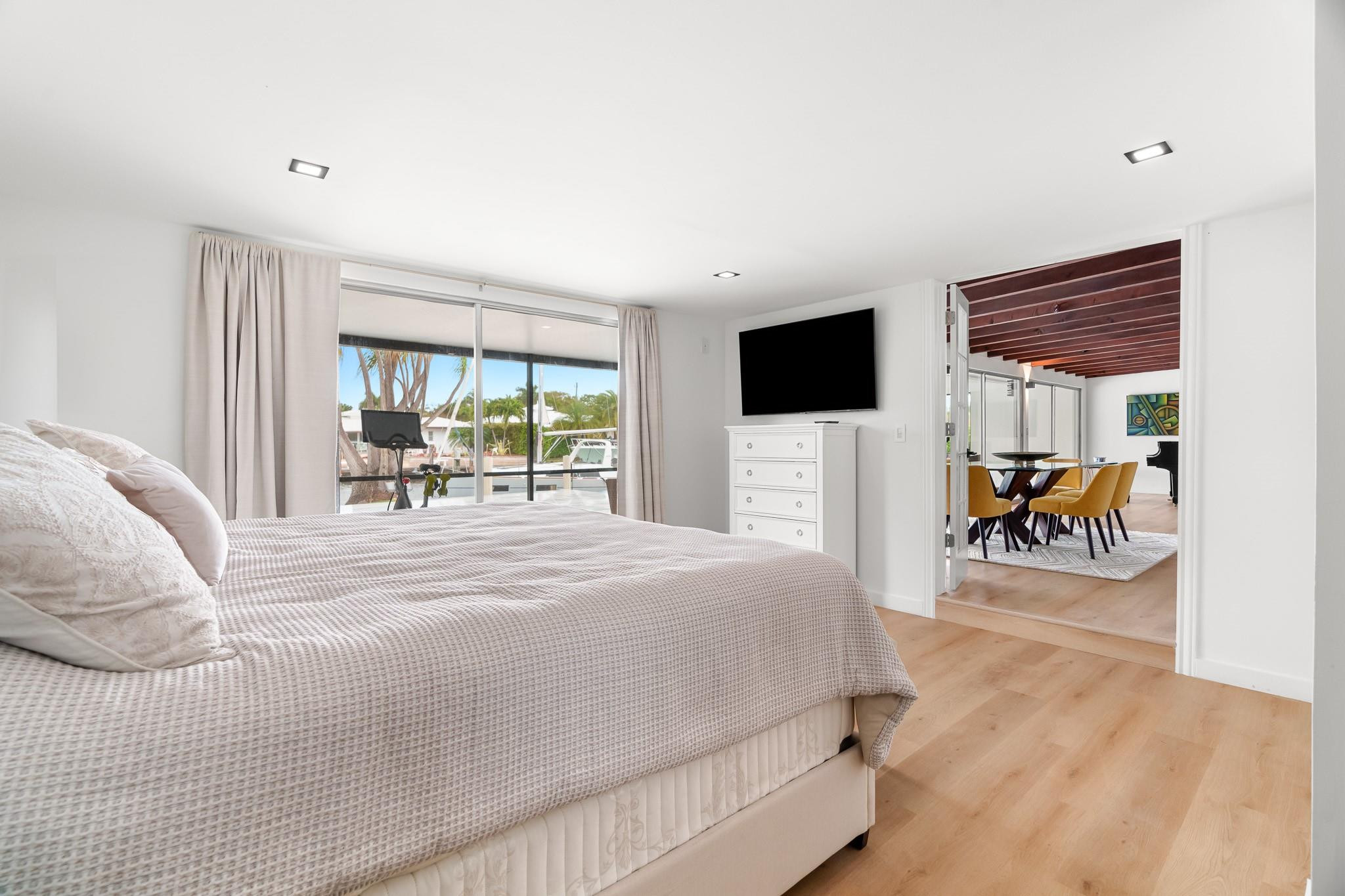 SILVER SHORES UNIT - Residential Lease
