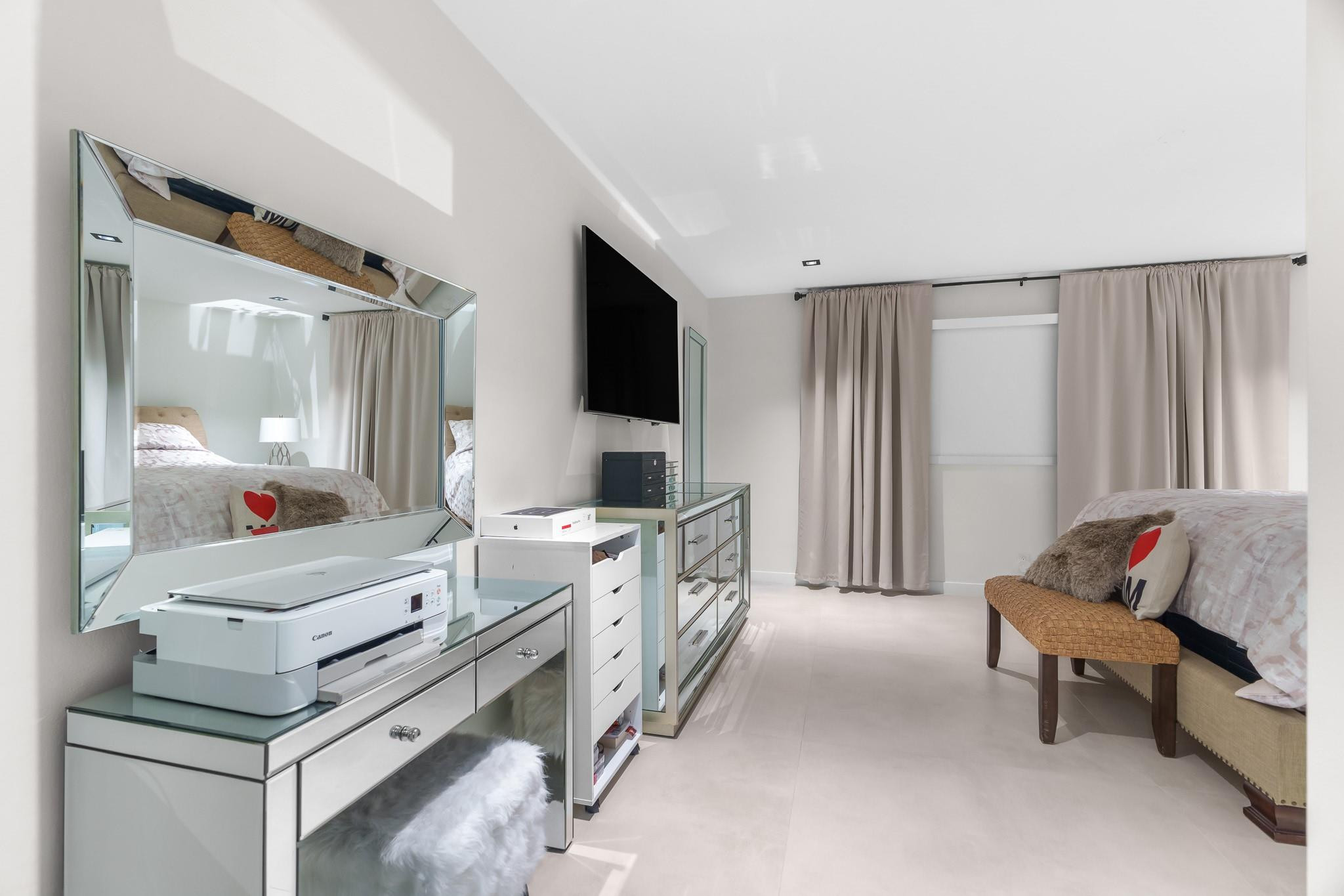 SILVER SHORES UNIT - Residential Lease