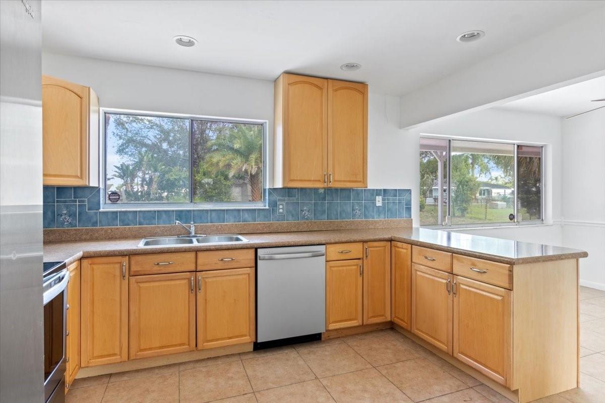 PORT ST LUCIE SECTION 42 - Residential