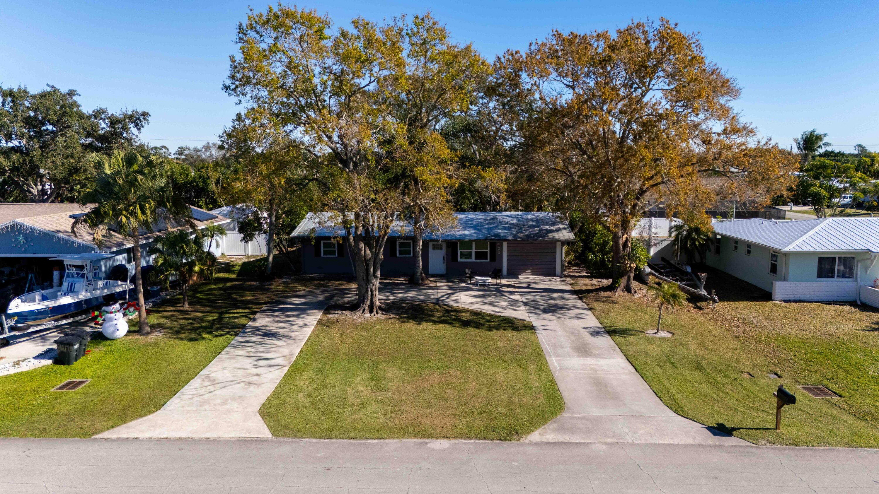 PORT ST LUCIE SECTION 6 - Residential