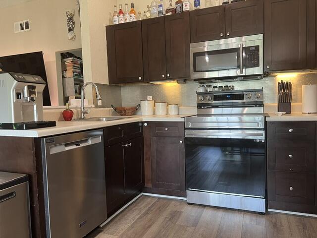 TARTAN LAKES 1 - Residential