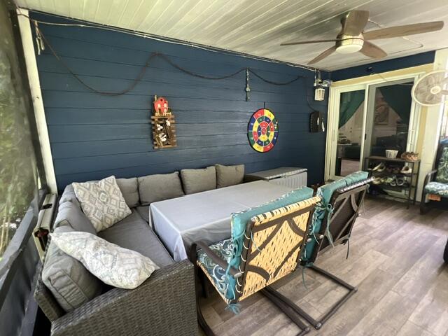 TARTAN LAKES 1 - Residential