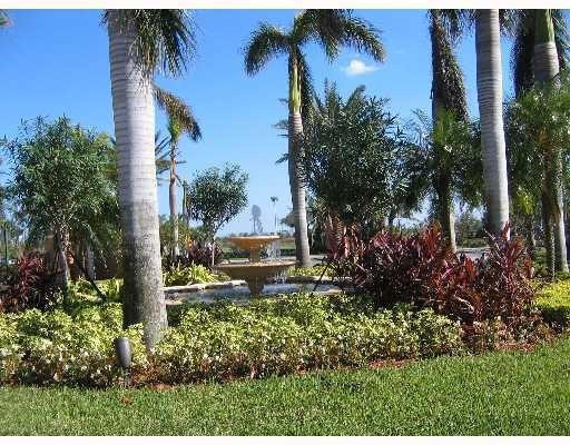 ST ANDREWS AT BOYNTON BEACH CONDO - Residential Lease