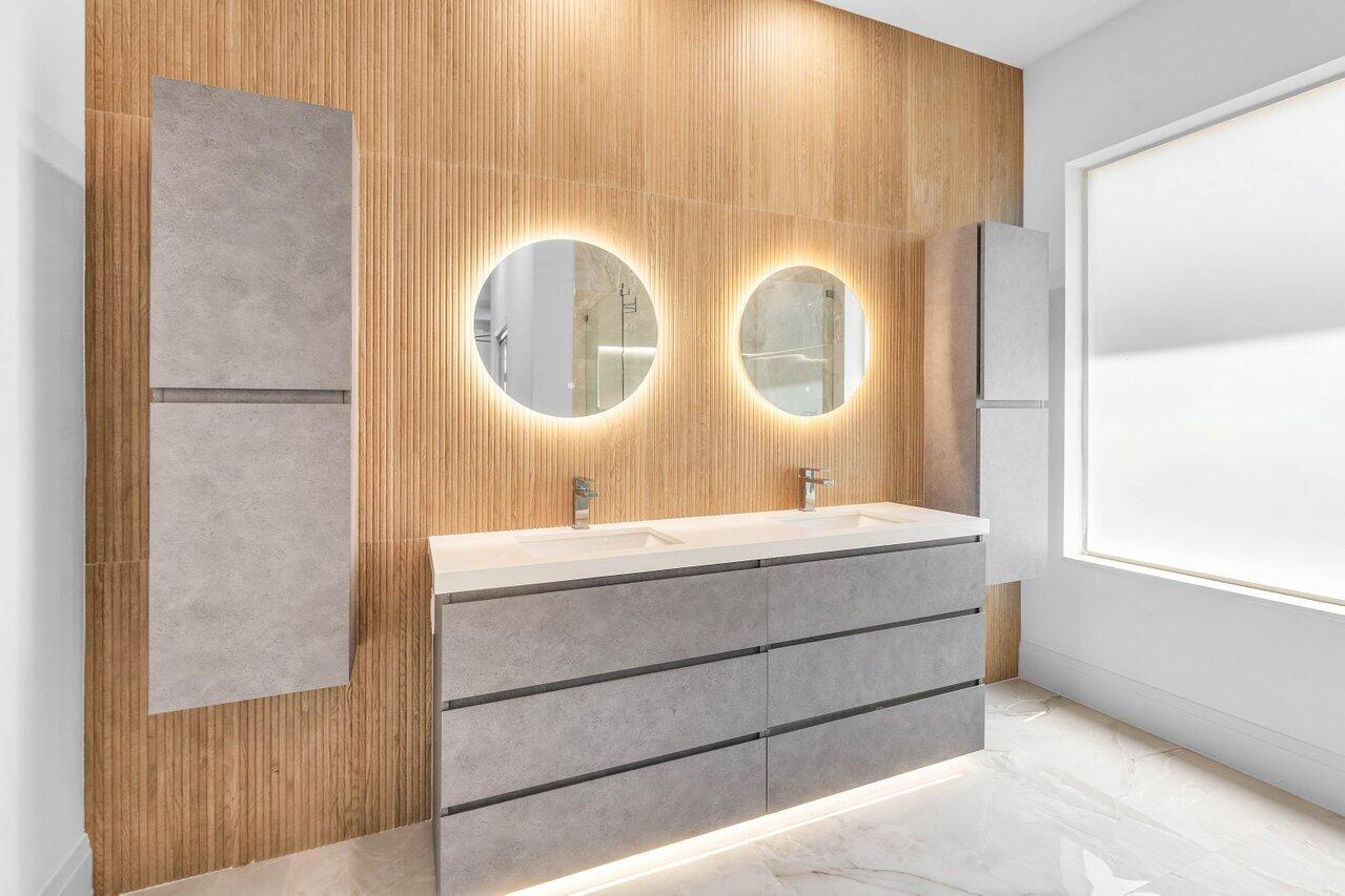BALLENISLES POD 24 - Residential