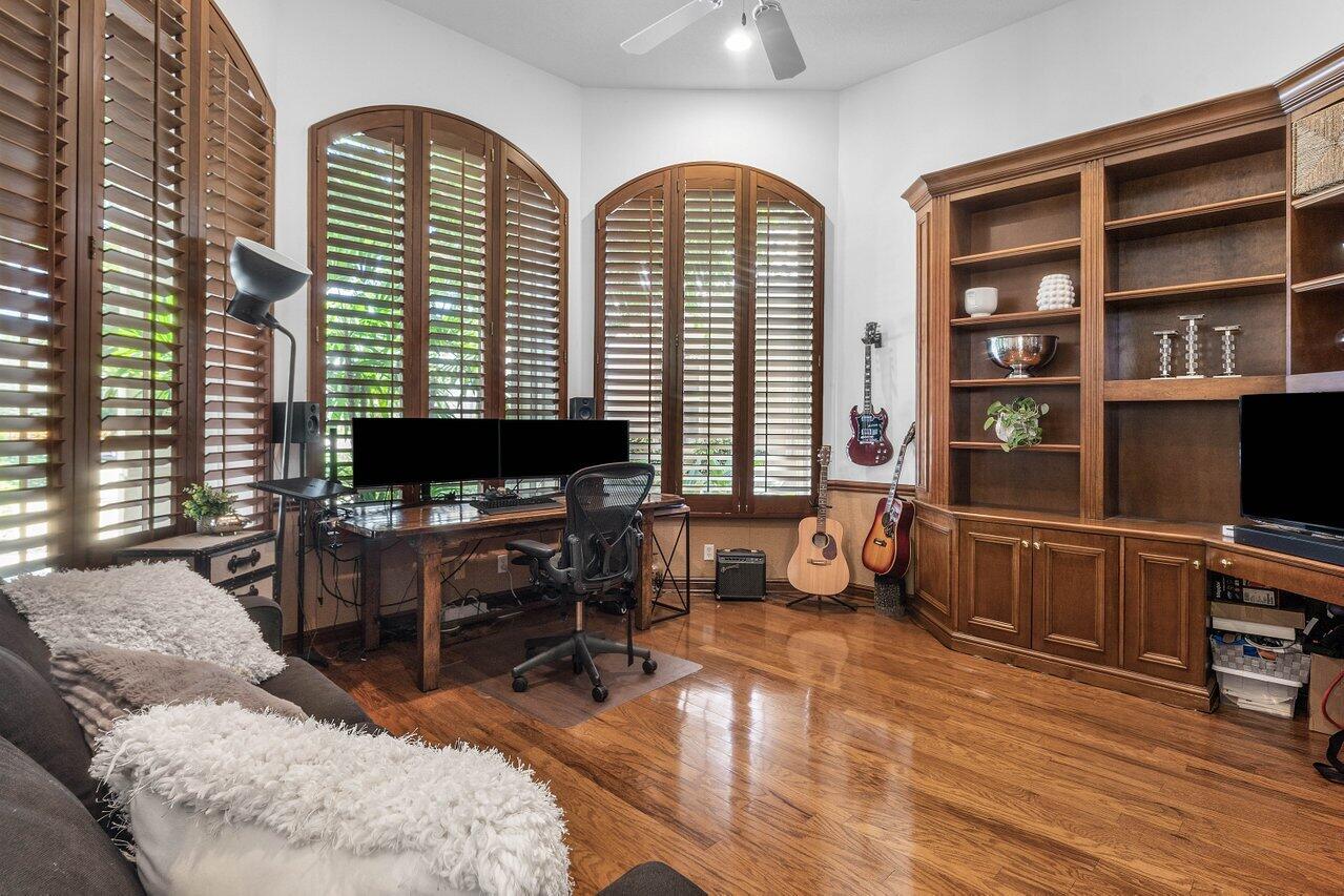 BALLENISLES POD 24 - Residential