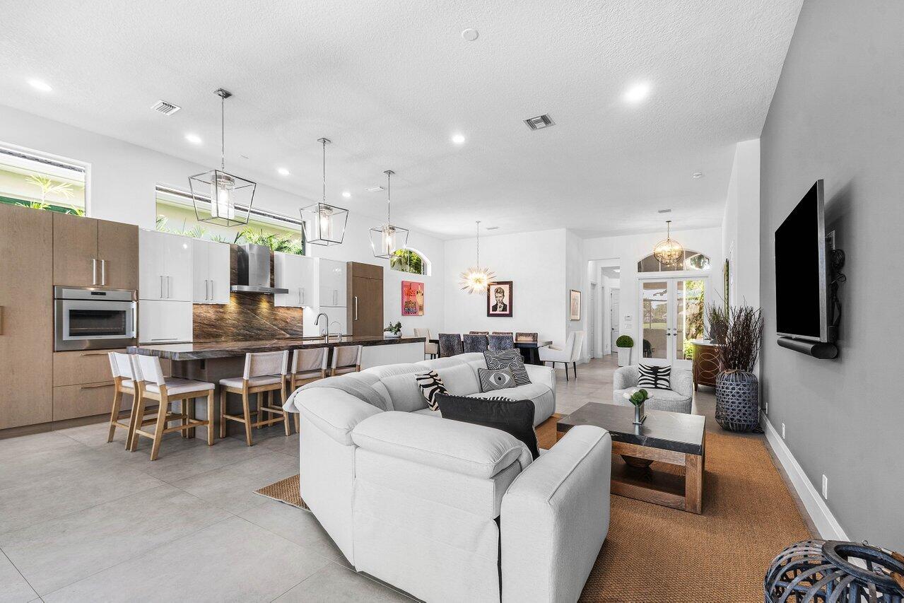 BALLENISLES POD 24 - Residential