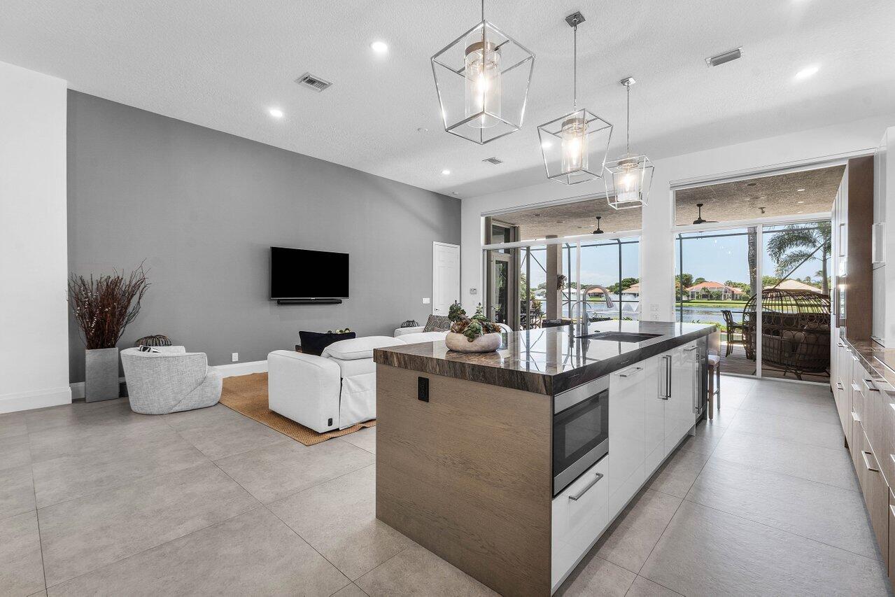 BALLENISLES POD 24 - Residential