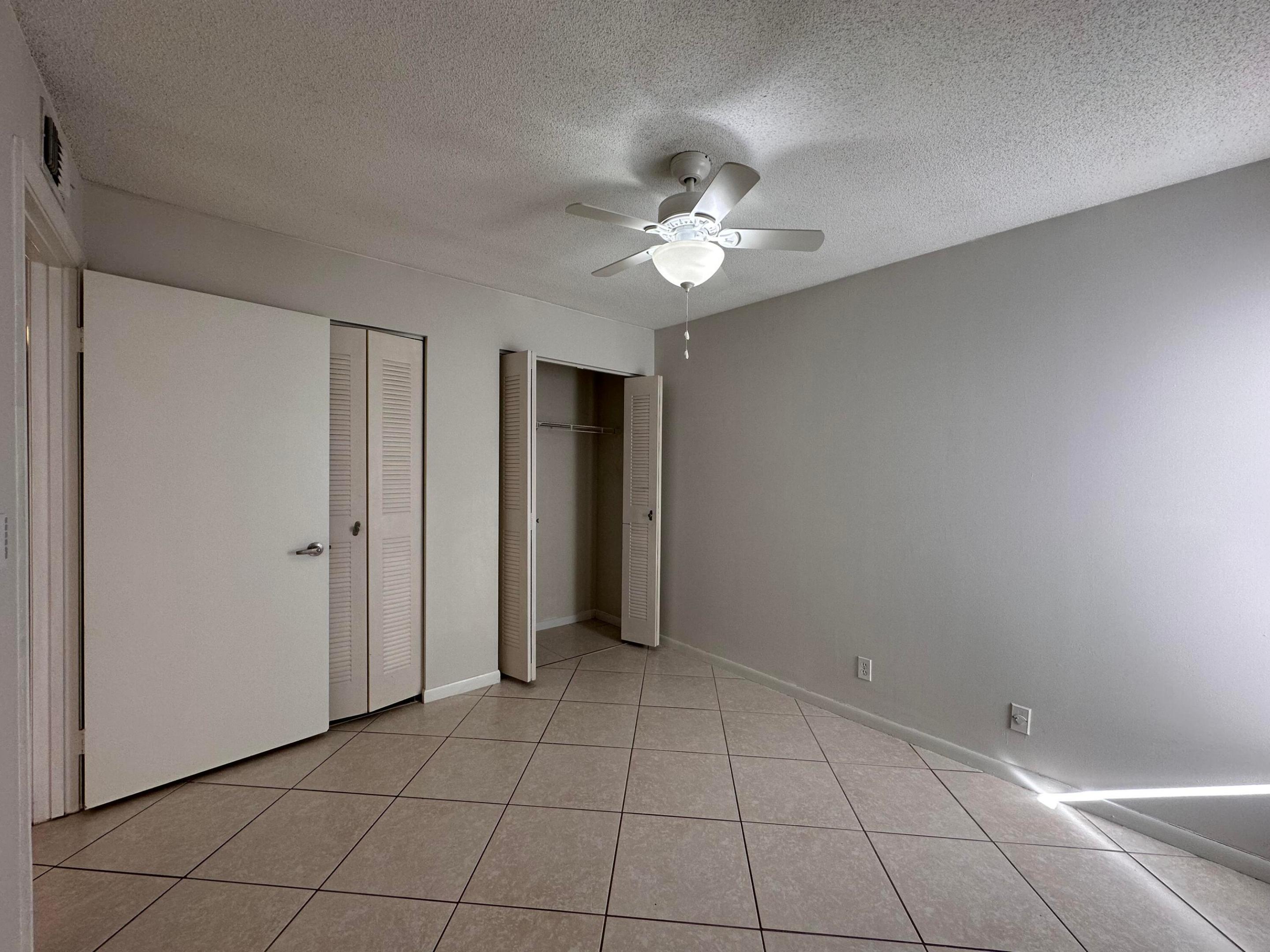 CASABLANCA ISLES CONDO - Residential Lease