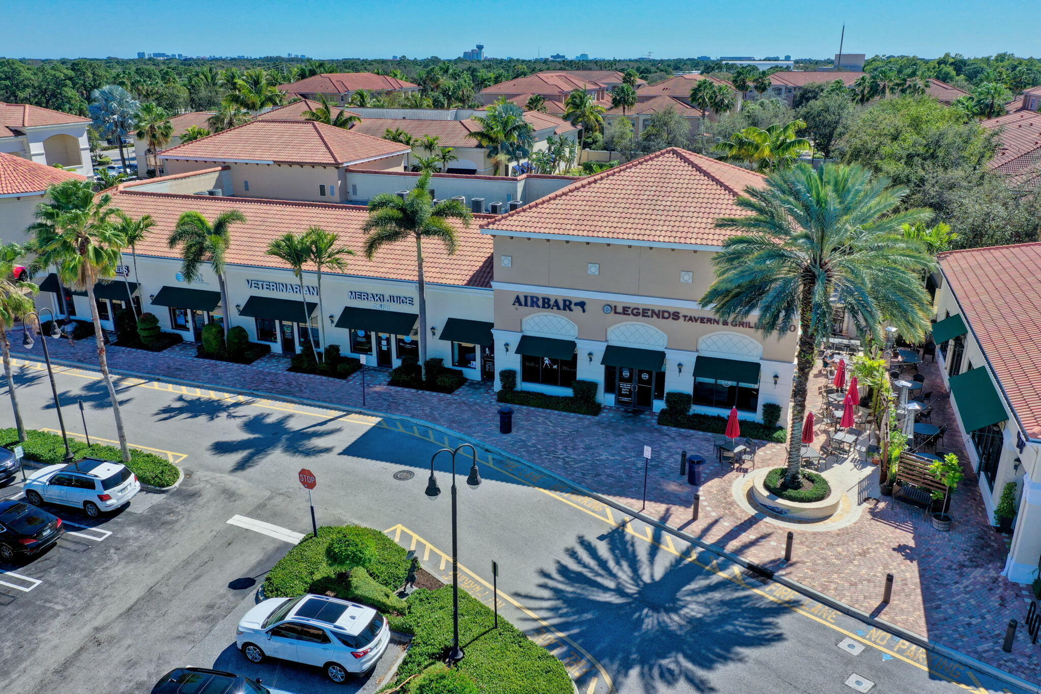 CIELO TOWNHOMES AT SHOPS OF DONALD ROSS - Residential