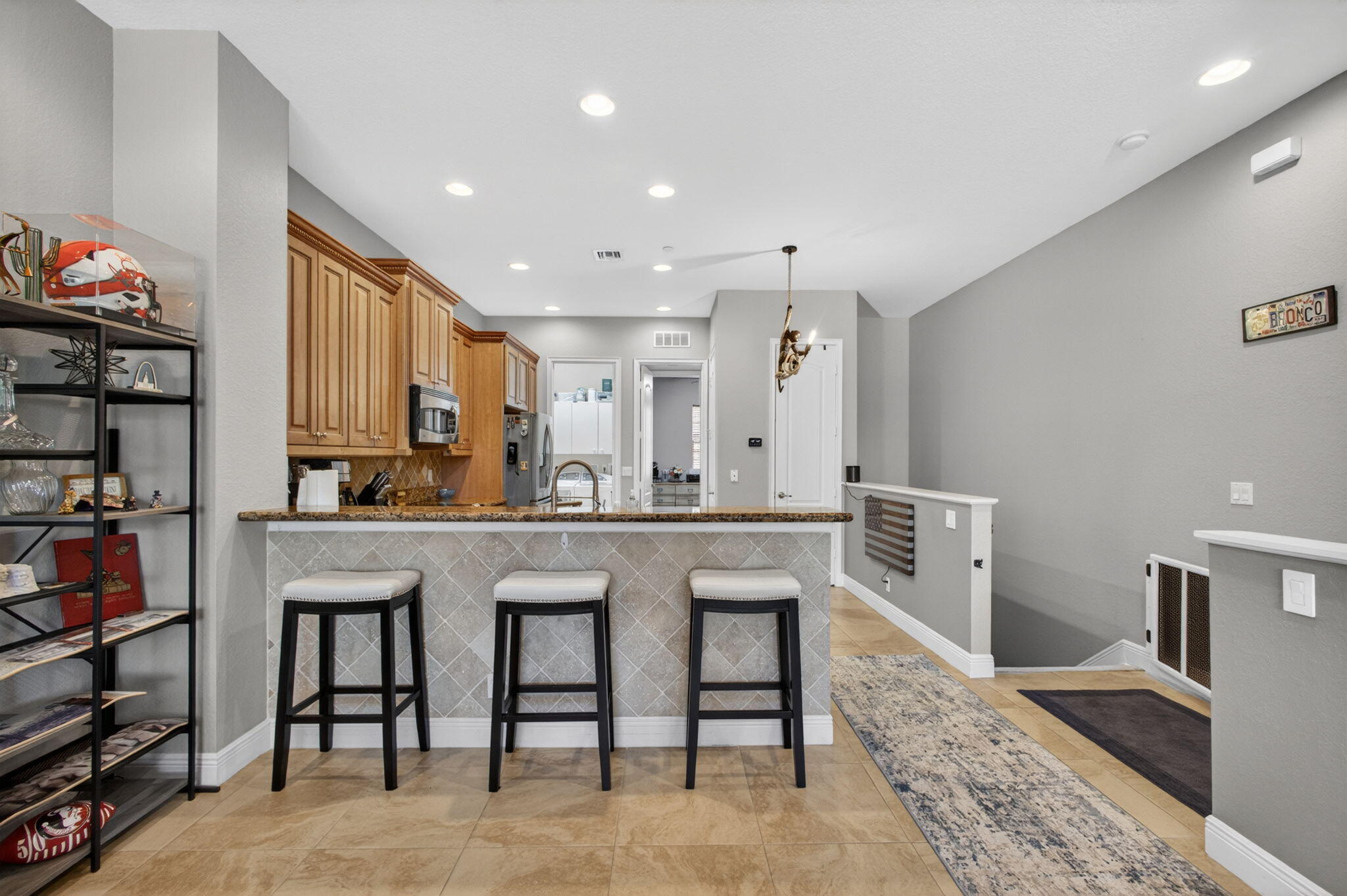 CIELO TOWNHOMES AT SHOPS OF DONALD ROSS - Residential