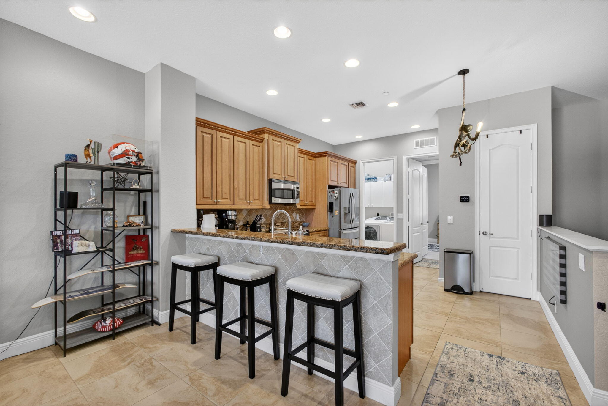 CIELO TOWNHOMES AT SHOPS OF DONALD ROSS - Residential